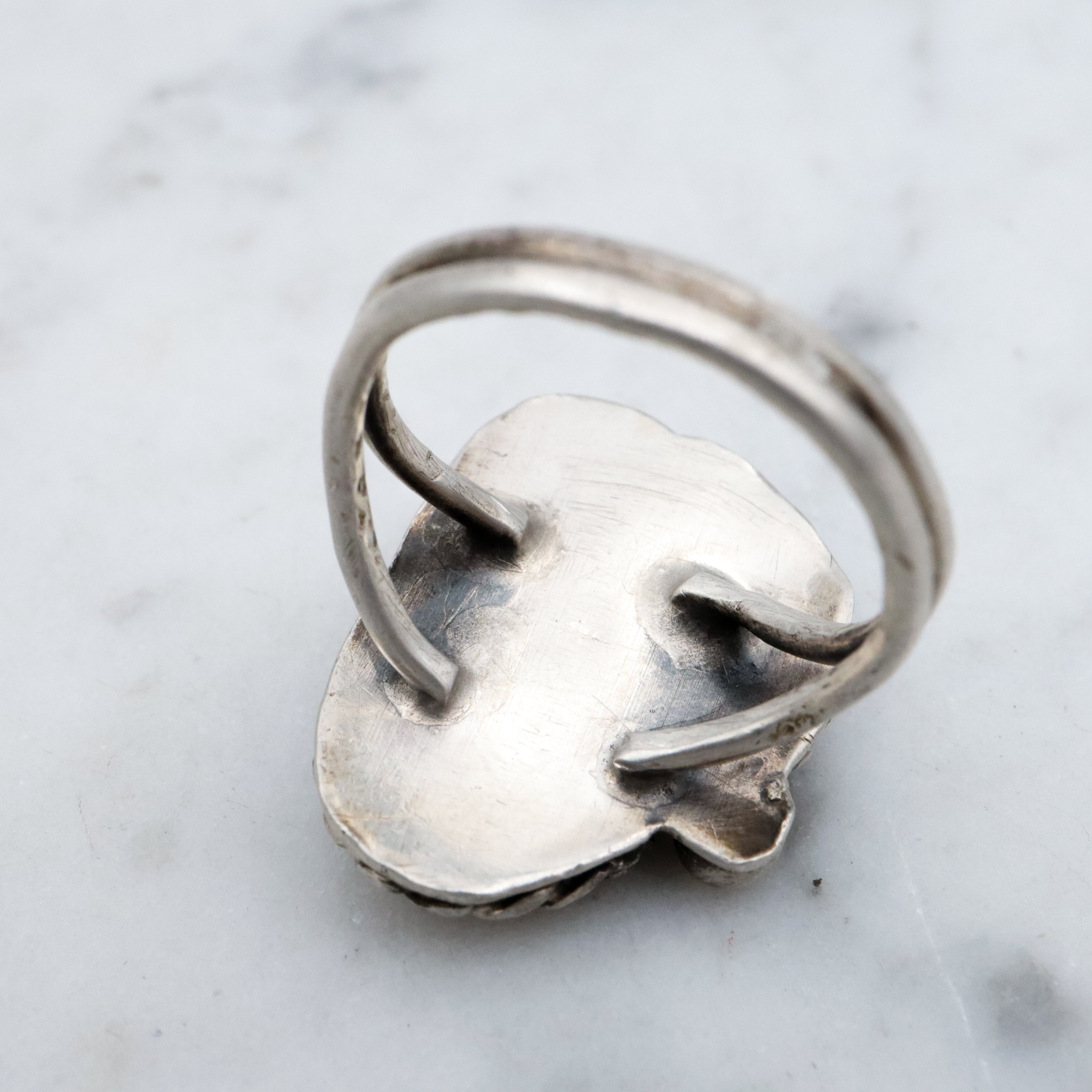 Vintage Navajo sterling coral leaf ring, size 4.5