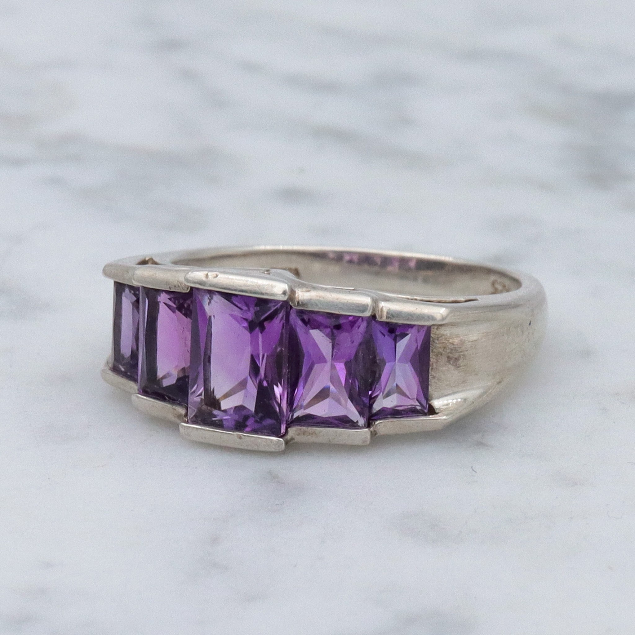 Vintage sterling stepped emerald cut amethyst ring, sz 8