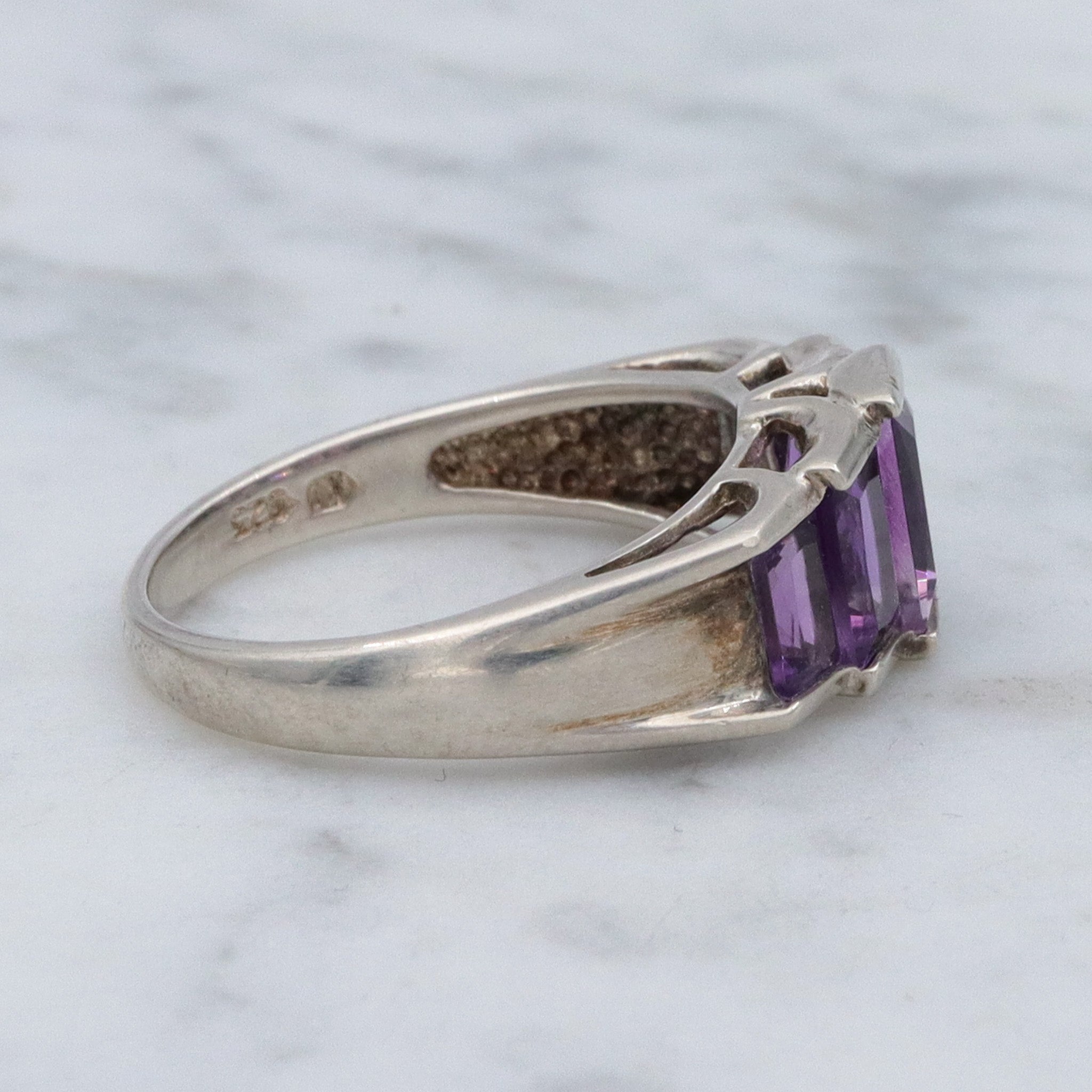 Vintage sterling stepped emerald cut amethyst ring, sz 8