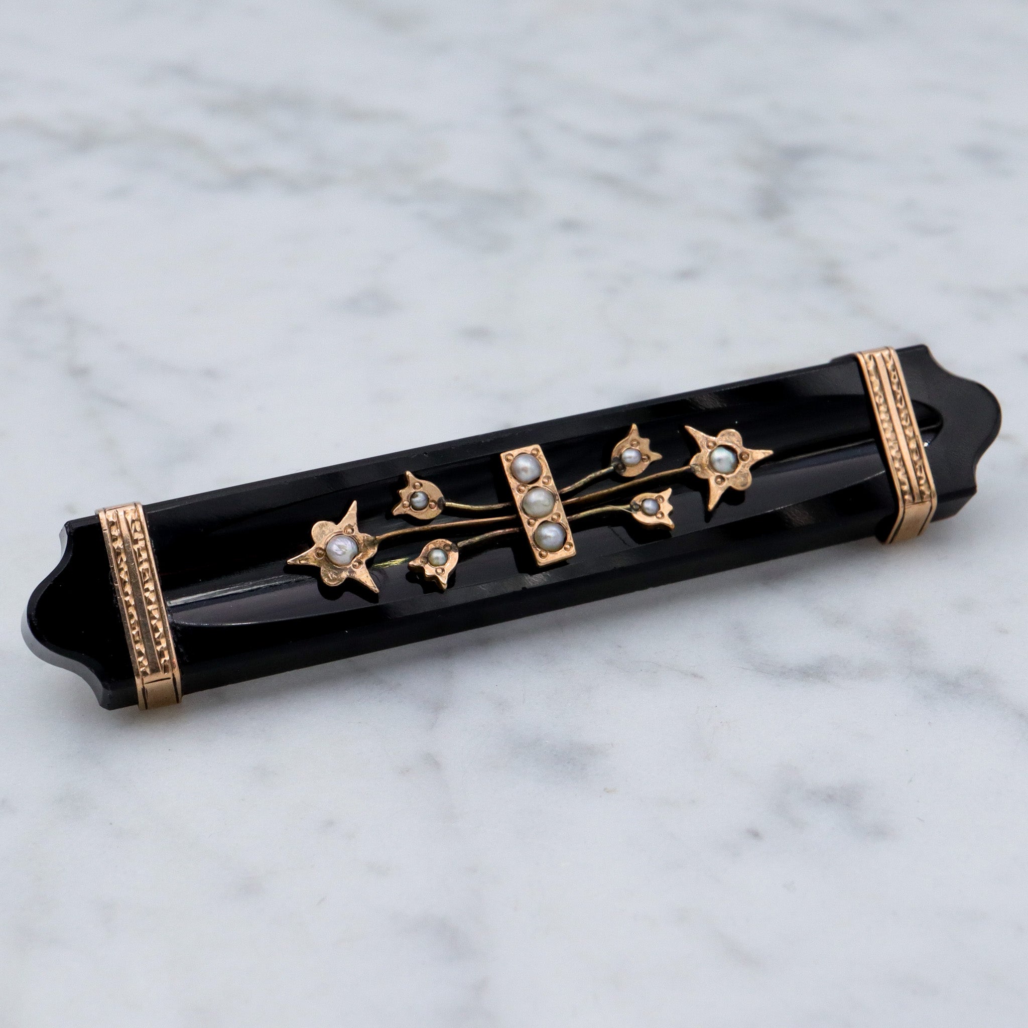 Antique Victorian carved jet & pearl 10k gold mourning bar brooch