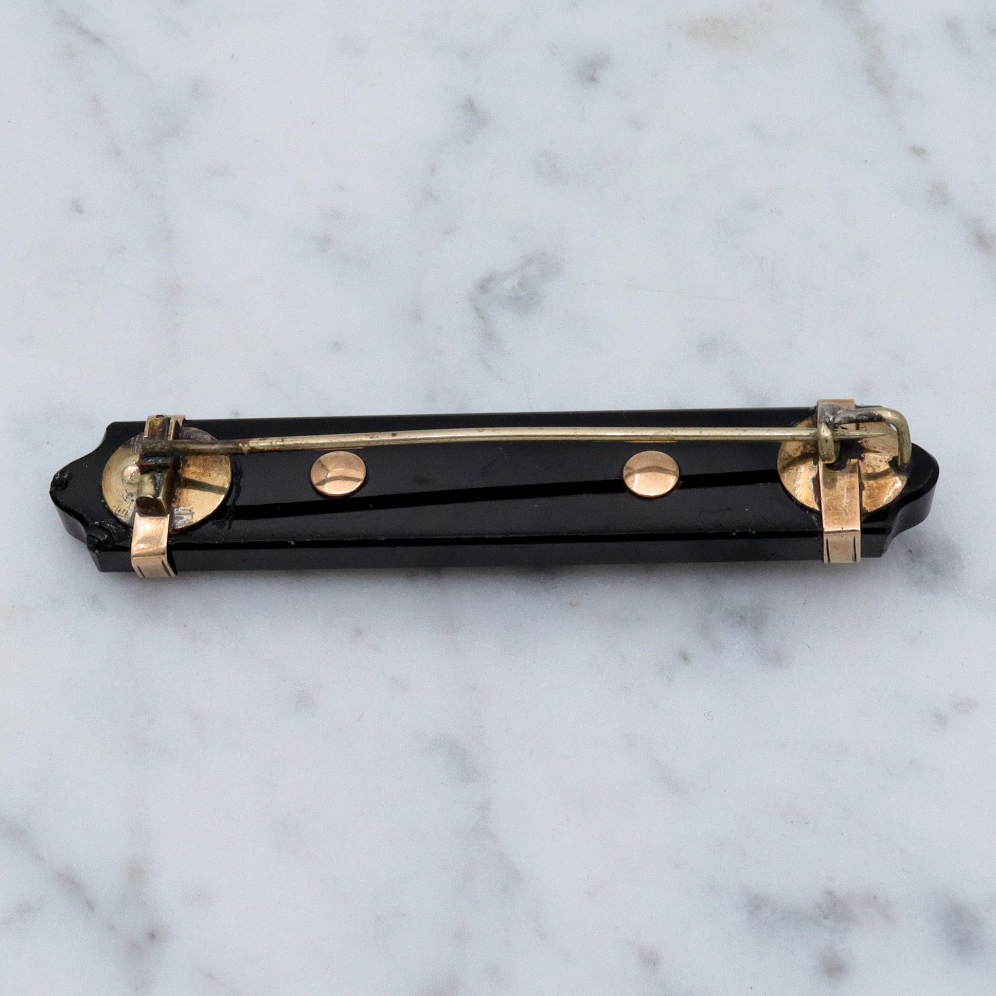 Antique Victorian carved jet & pearl 10k gold mourning bar brooch