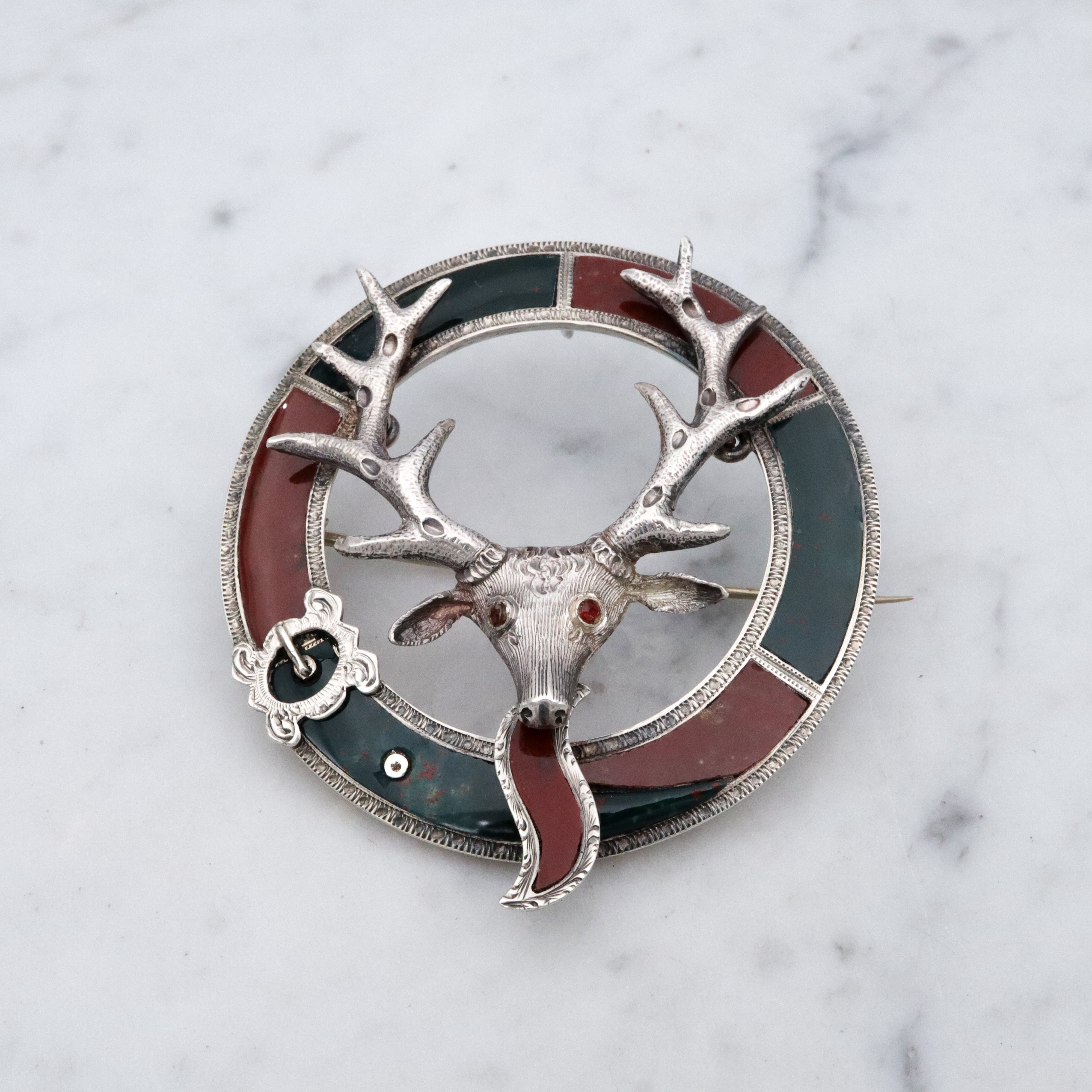 Antique Victorian Scottish Provincial Highlands silver agate stag brooch
