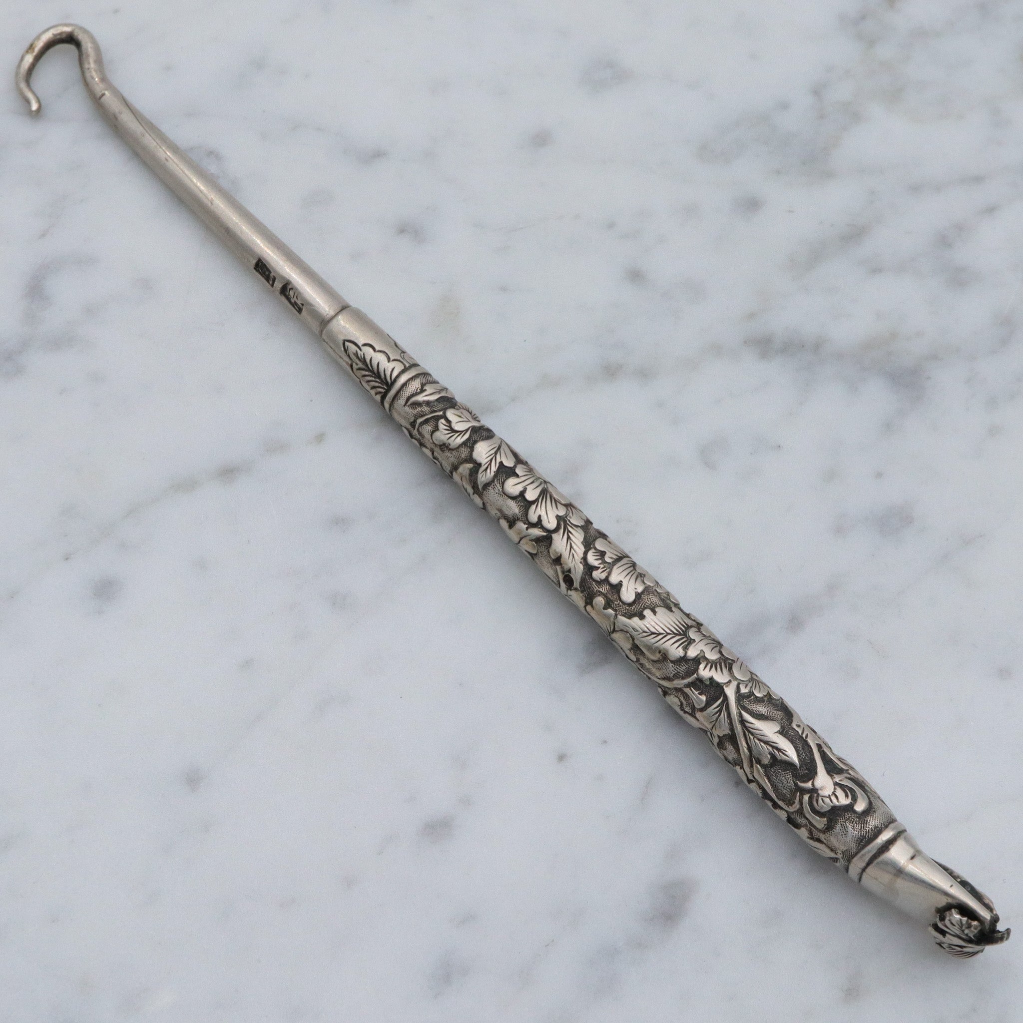 Rare Victorian Chinese export silver Chrysanthemum button hook