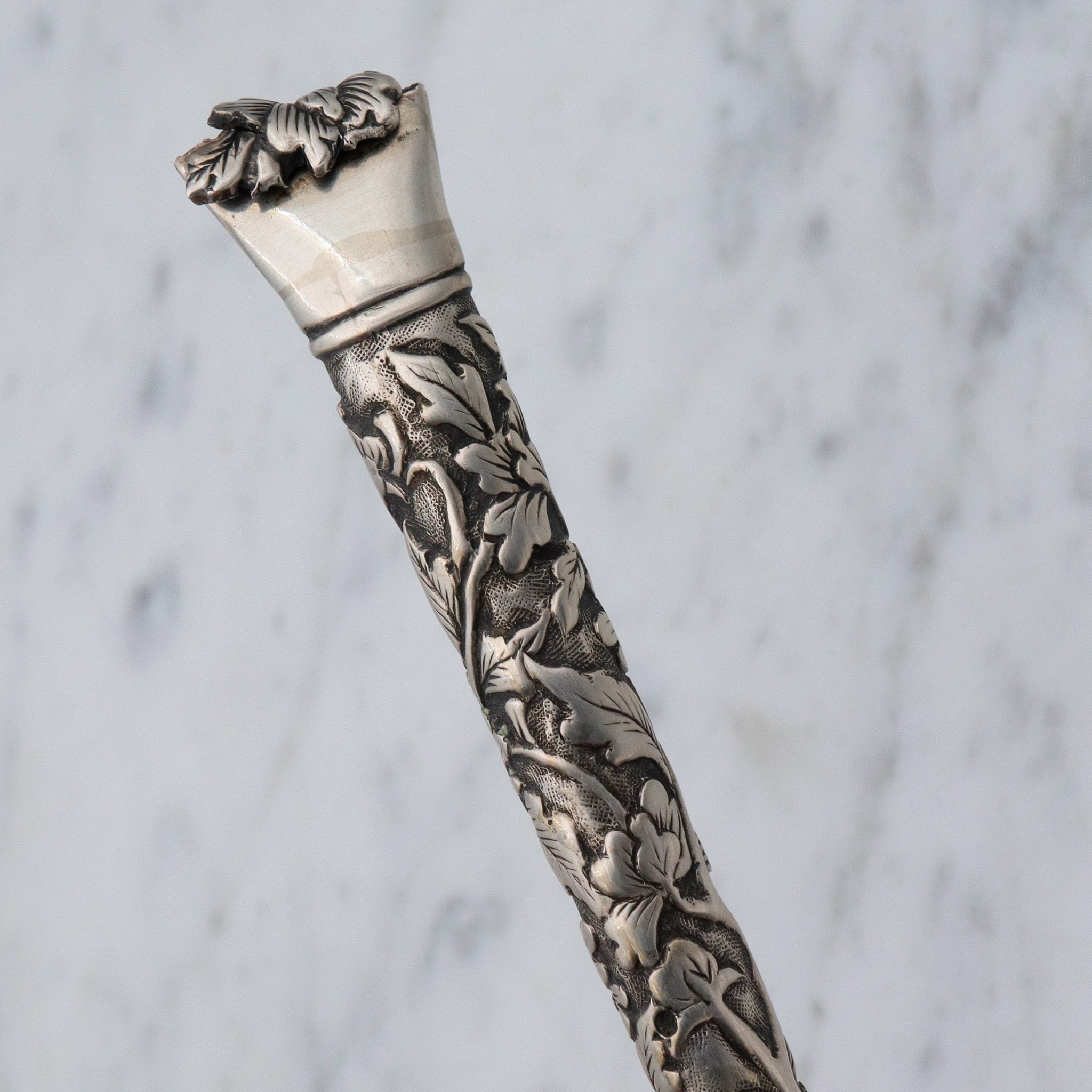 Rare Victorian Chinese export silver Chrysanthemum button hook