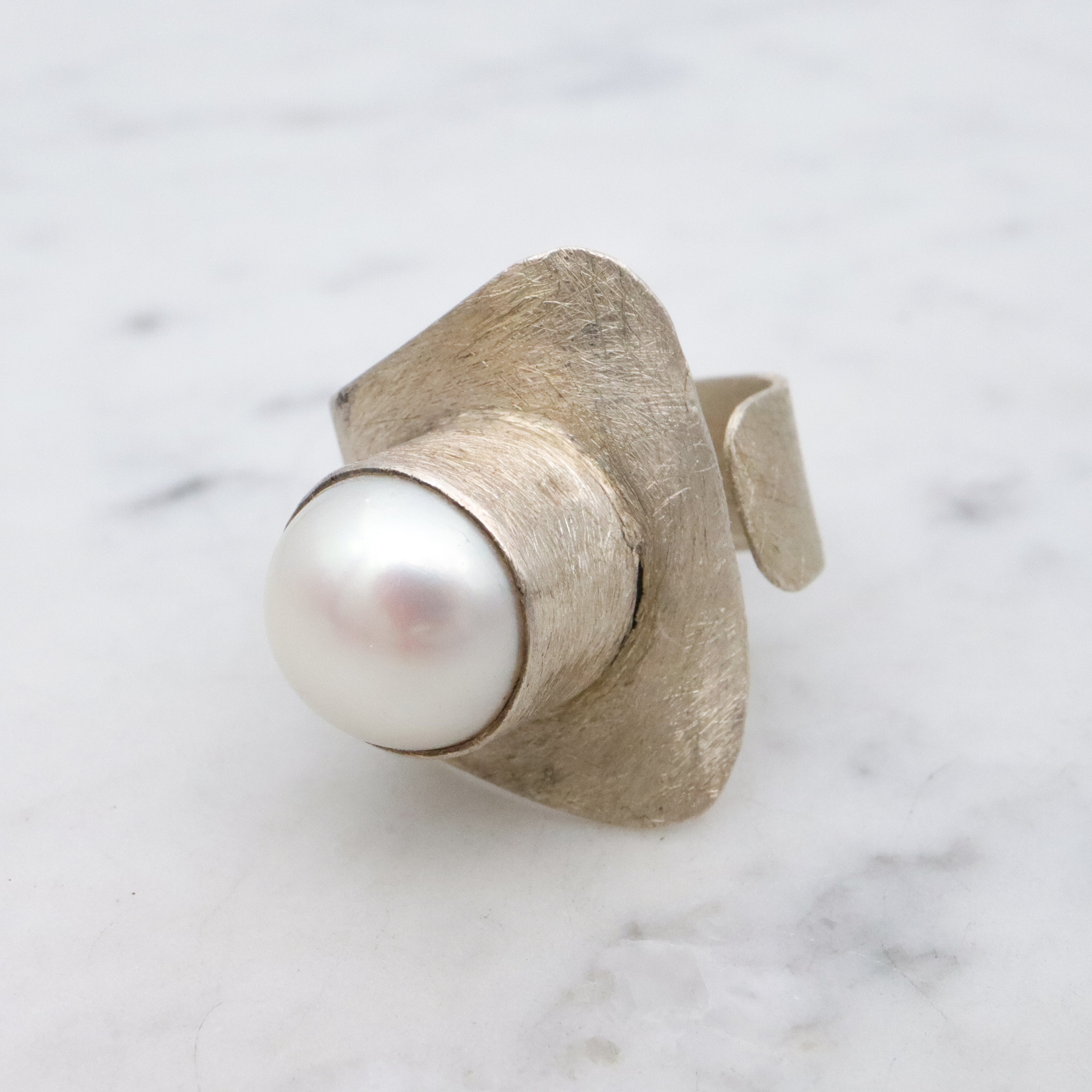 Retro Balaam mabe pearl brushed finish sterling wrap ring, size 7