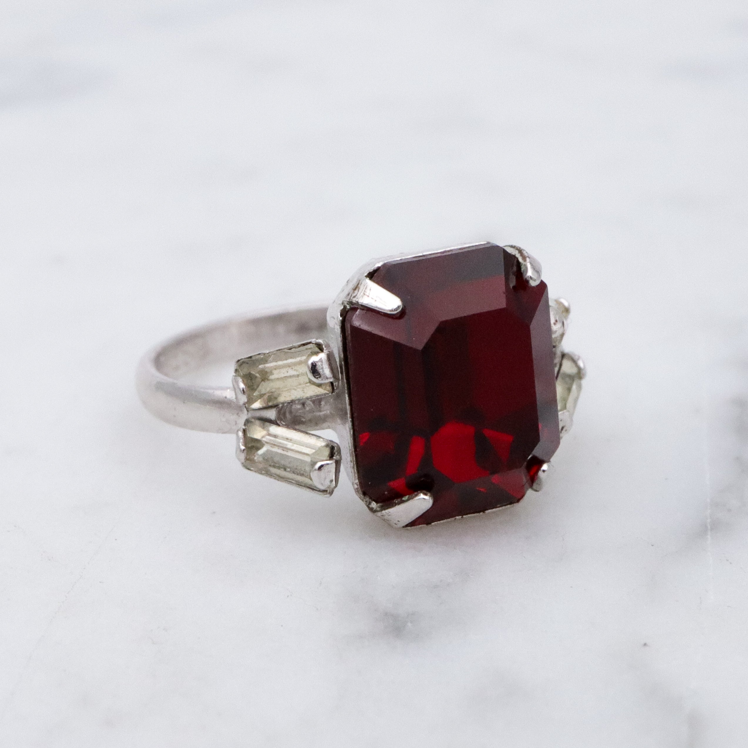 Vintage Espo ruby glass sterling cocktail ring, size 3.5