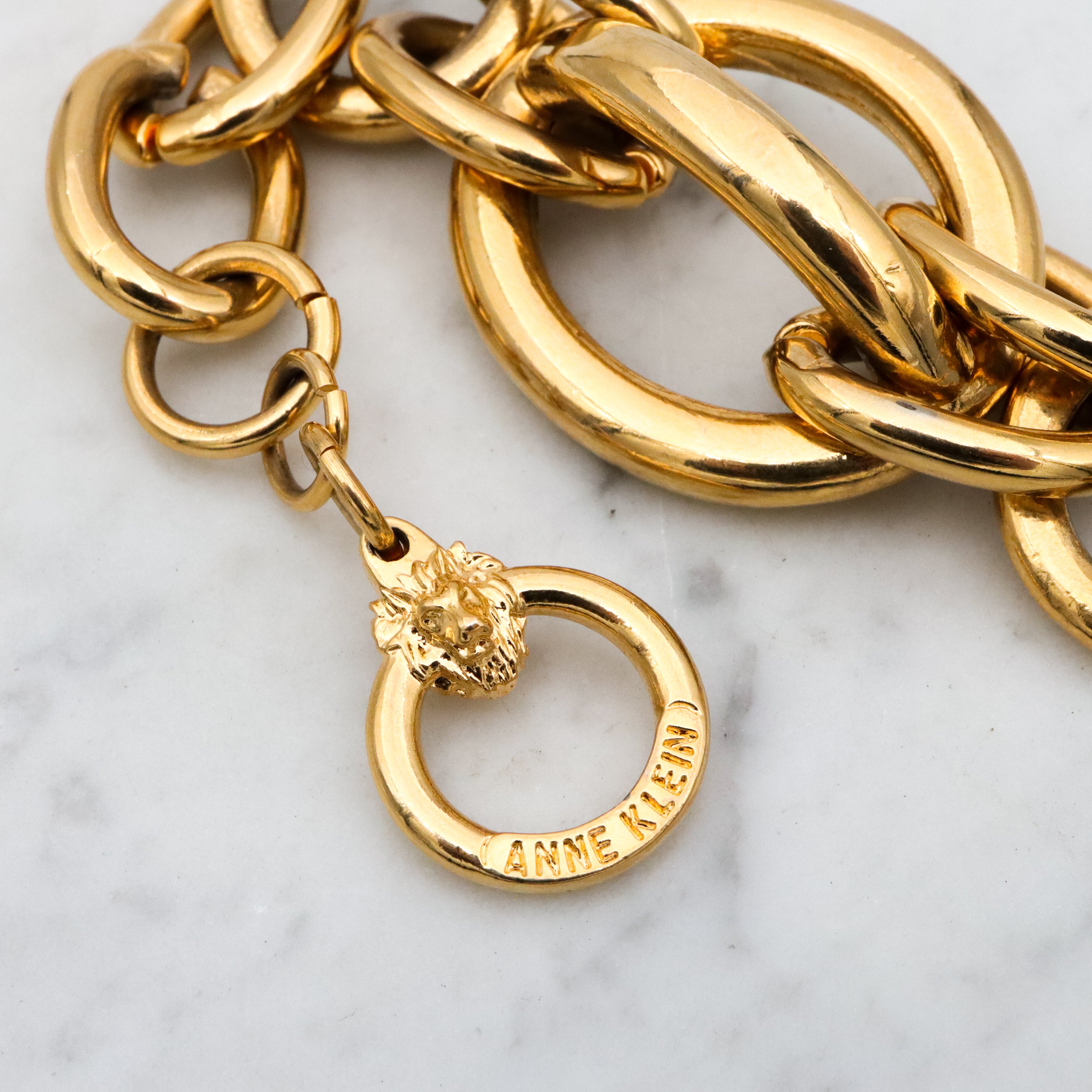 Unique 80s Anne Klein chunky gold plated oval link bracelet w/toggle clasp