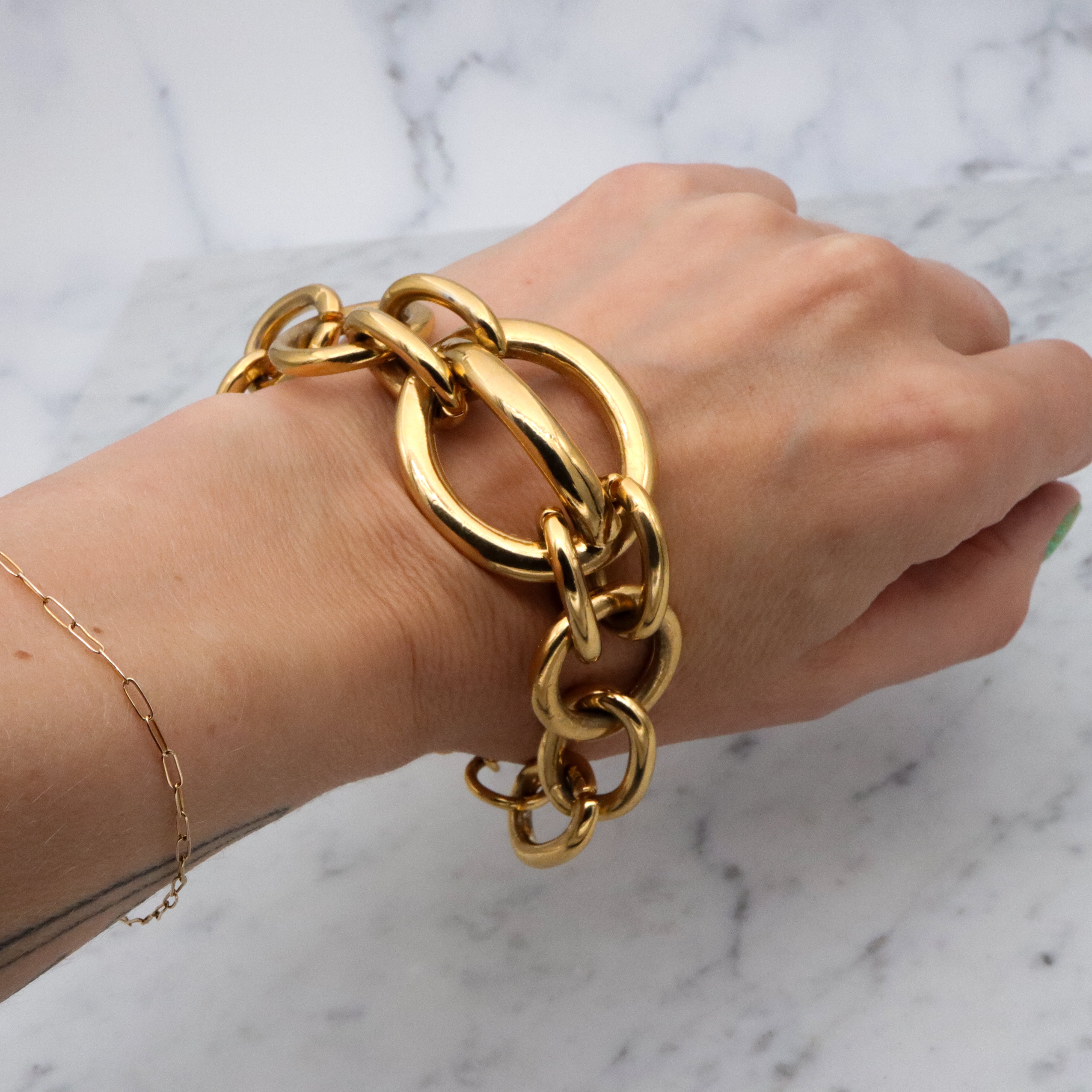 Unique 80s Anne Klein chunky gold plated oval link bracelet w/toggle clasp
