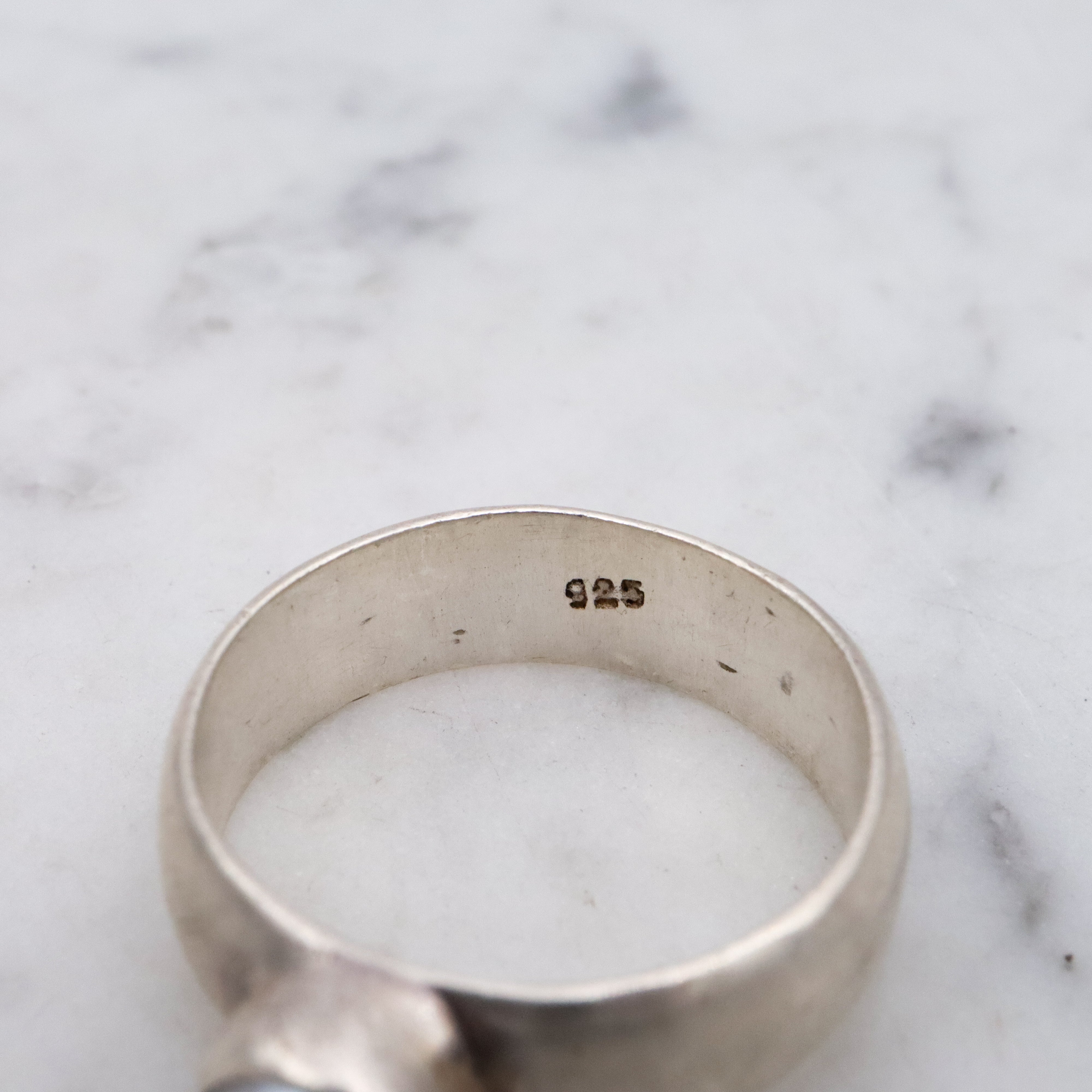 Vintage genuine mabe pearl thick band sterling ring, size 9