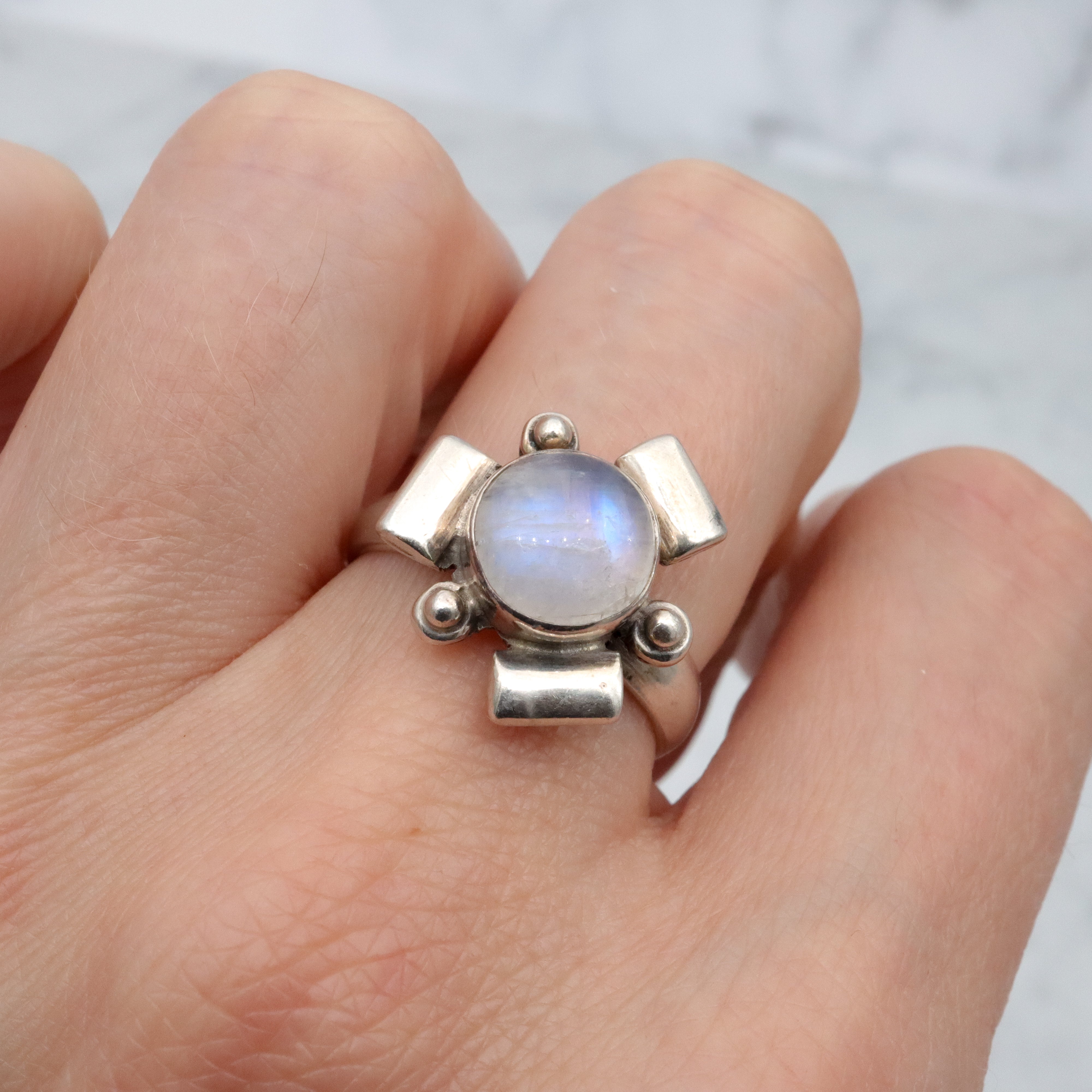 Retro sculptural rainbow moonstone sterling ring, size 8.5