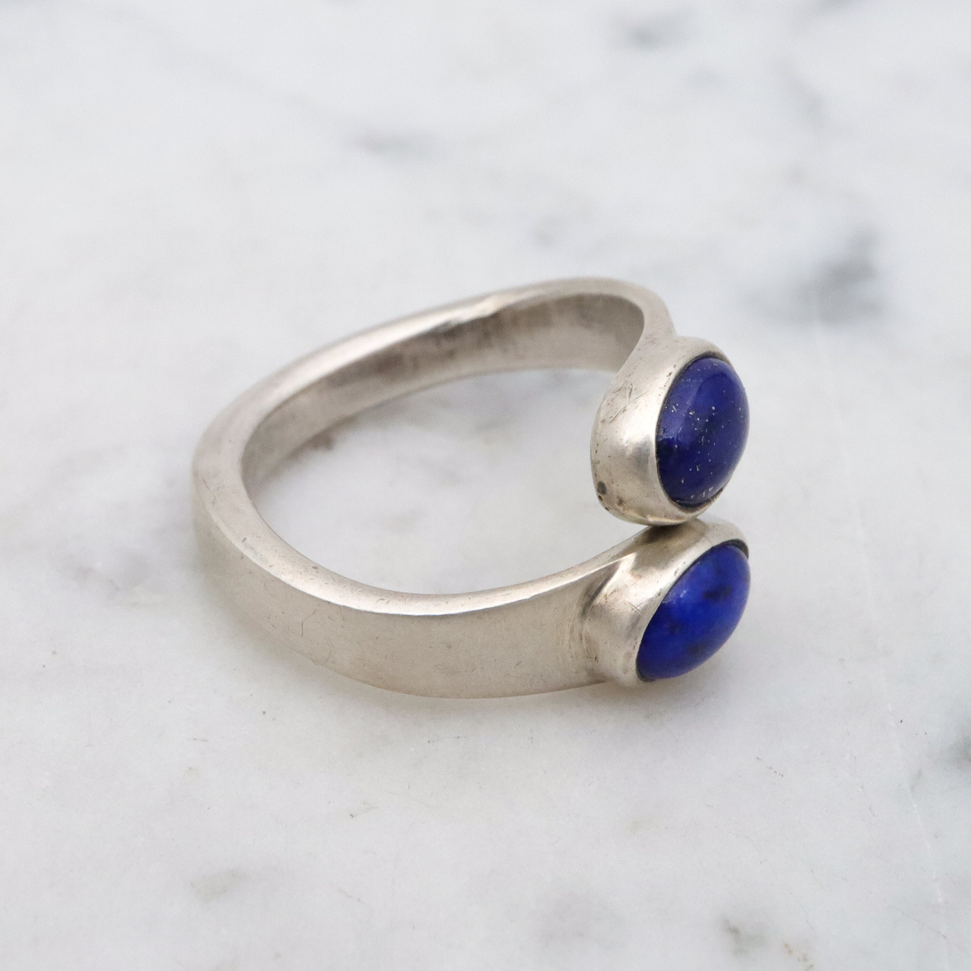 Vintage silver modernist & lapis wrap ring, sz 6.5