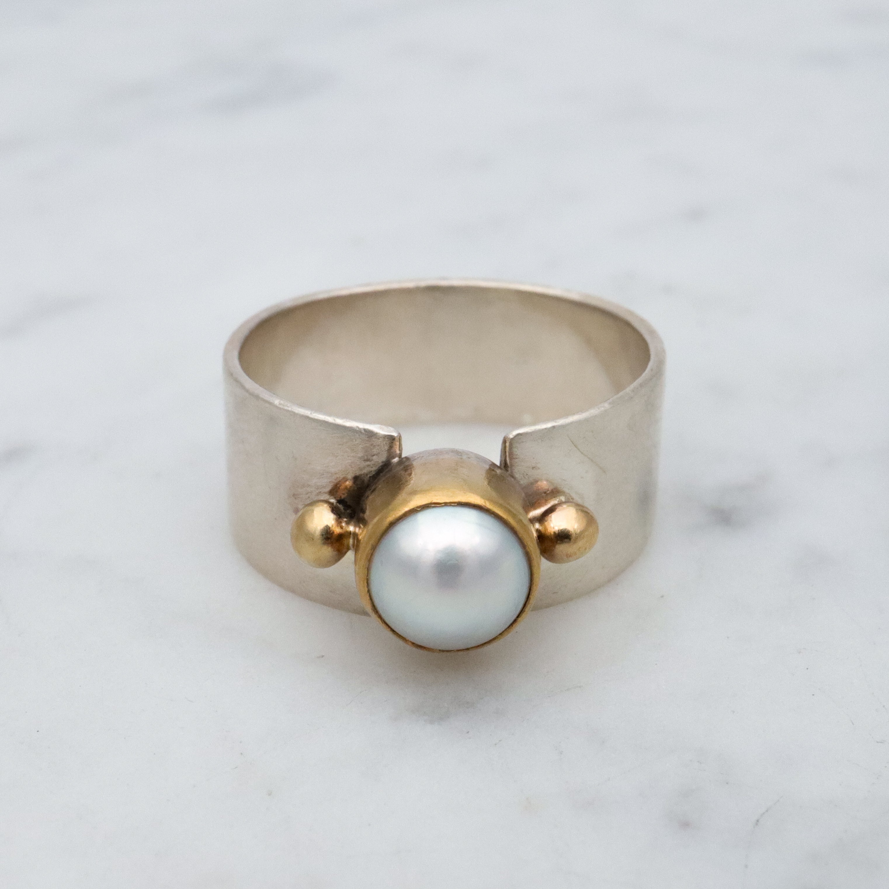 Vintage Mod sterling & gold mabe pearl ring, size 7.5