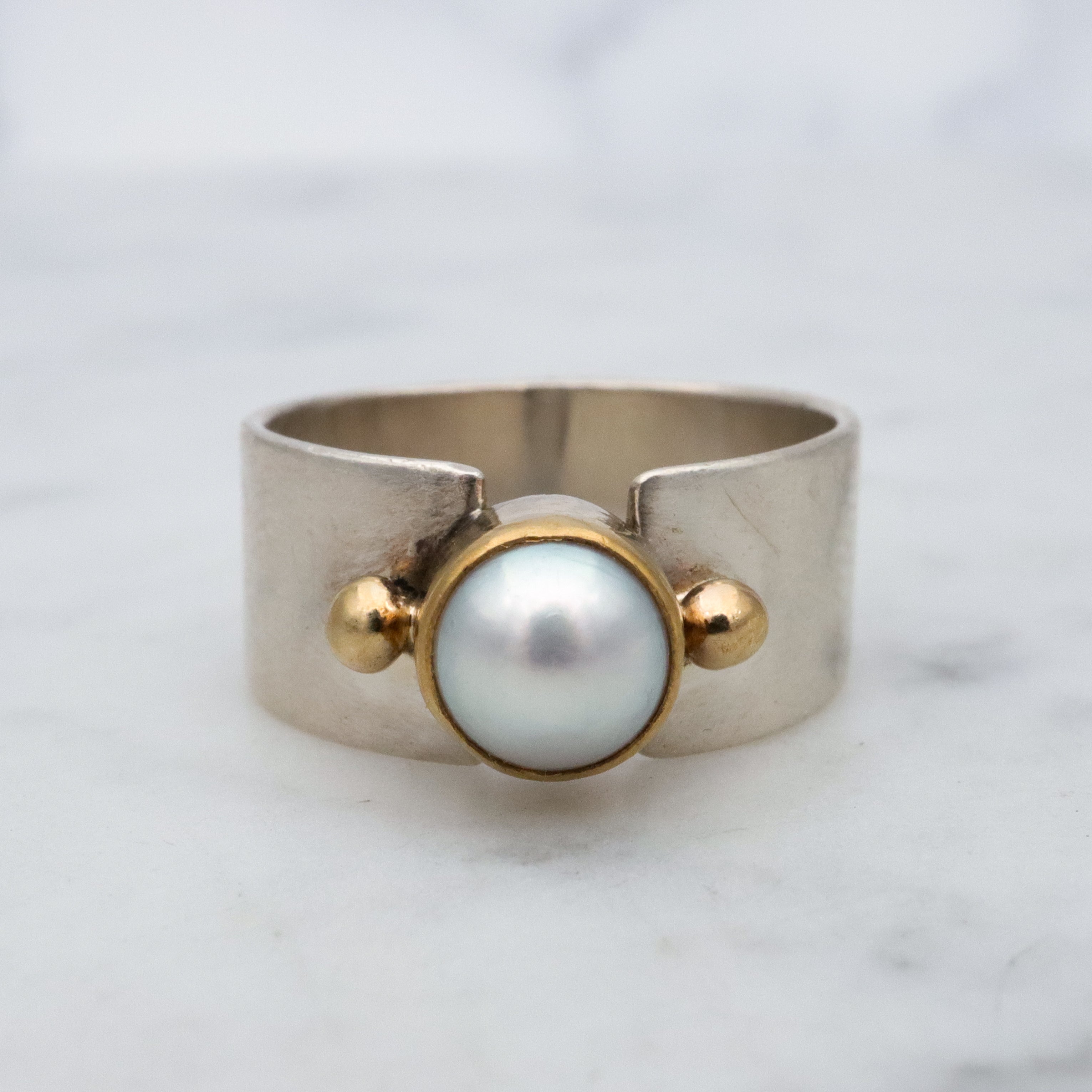Vintage Mod sterling & gold mabe pearl ring, size 7.5