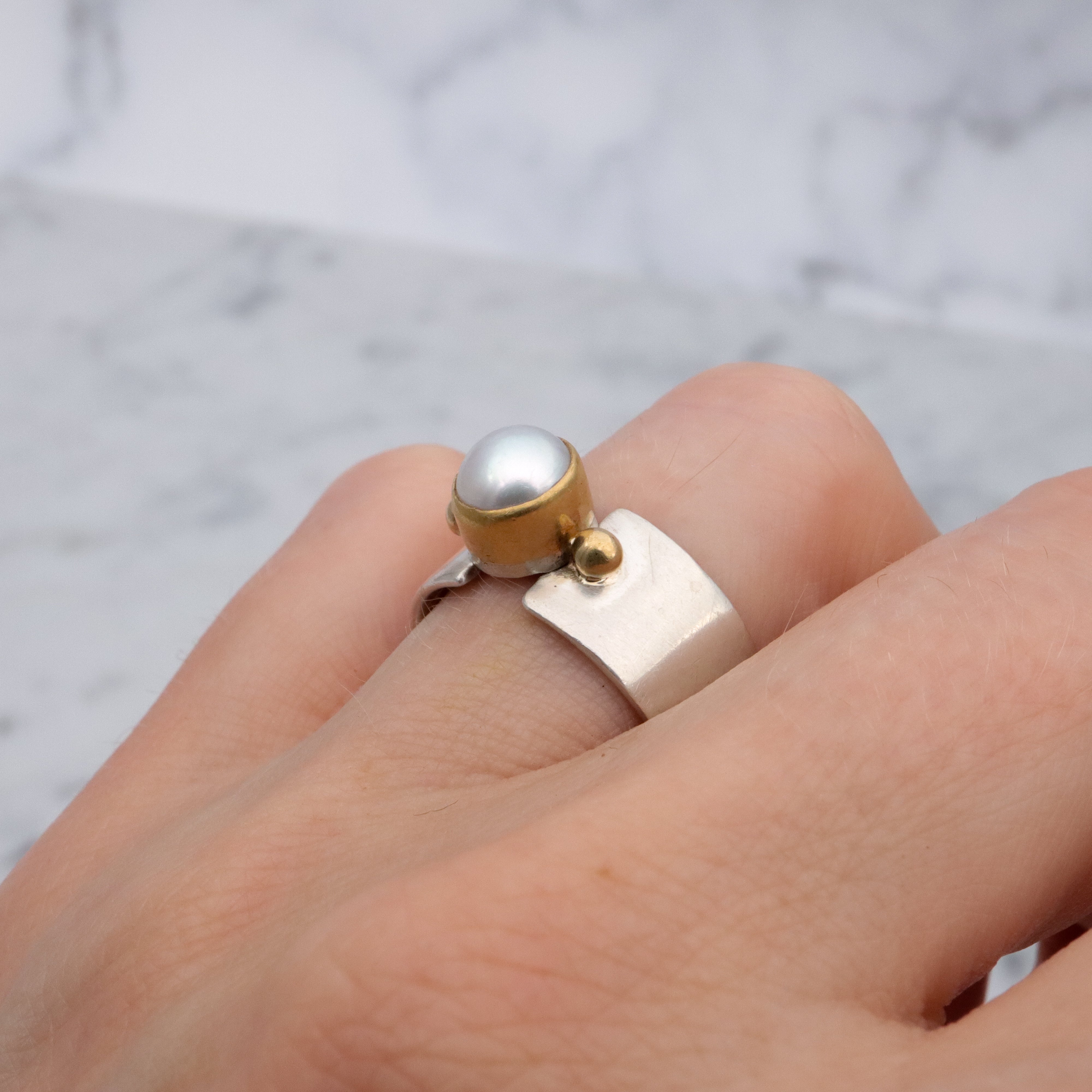 Vintage Mod sterling & gold mabe pearl ring, size 7.5