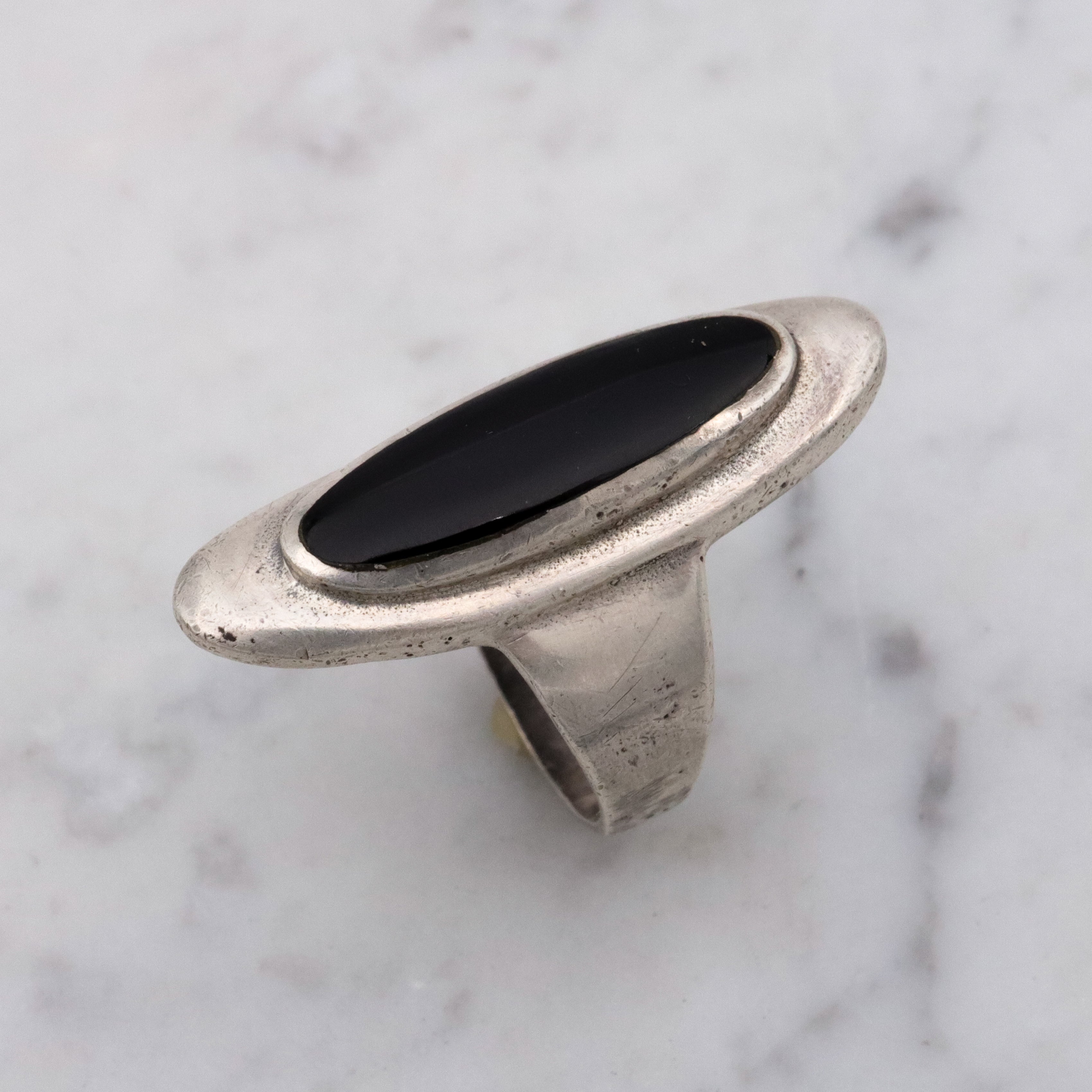 Retro sterling & onyx long navette ring, size 8