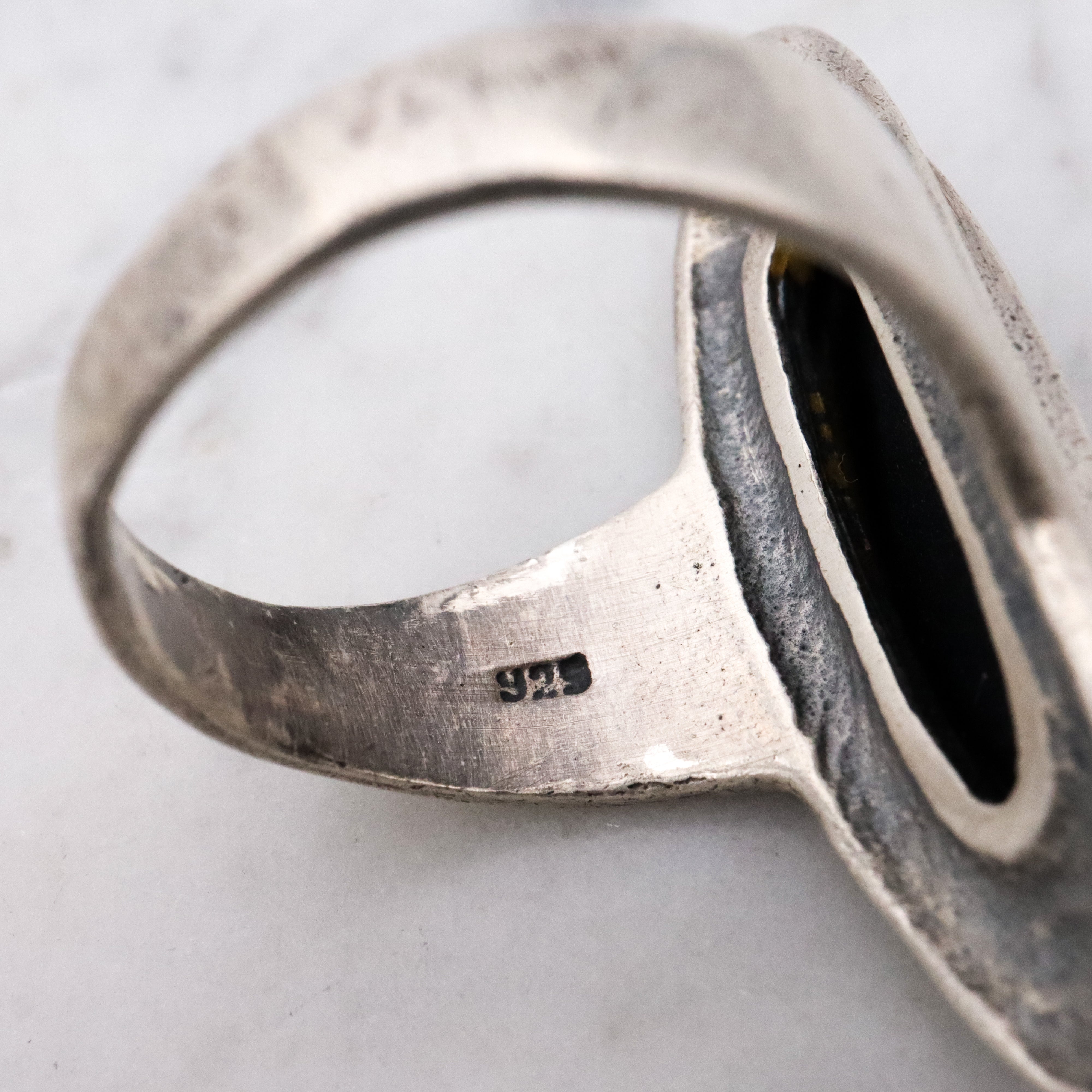 Retro sterling & onyx long navette ring, size 8