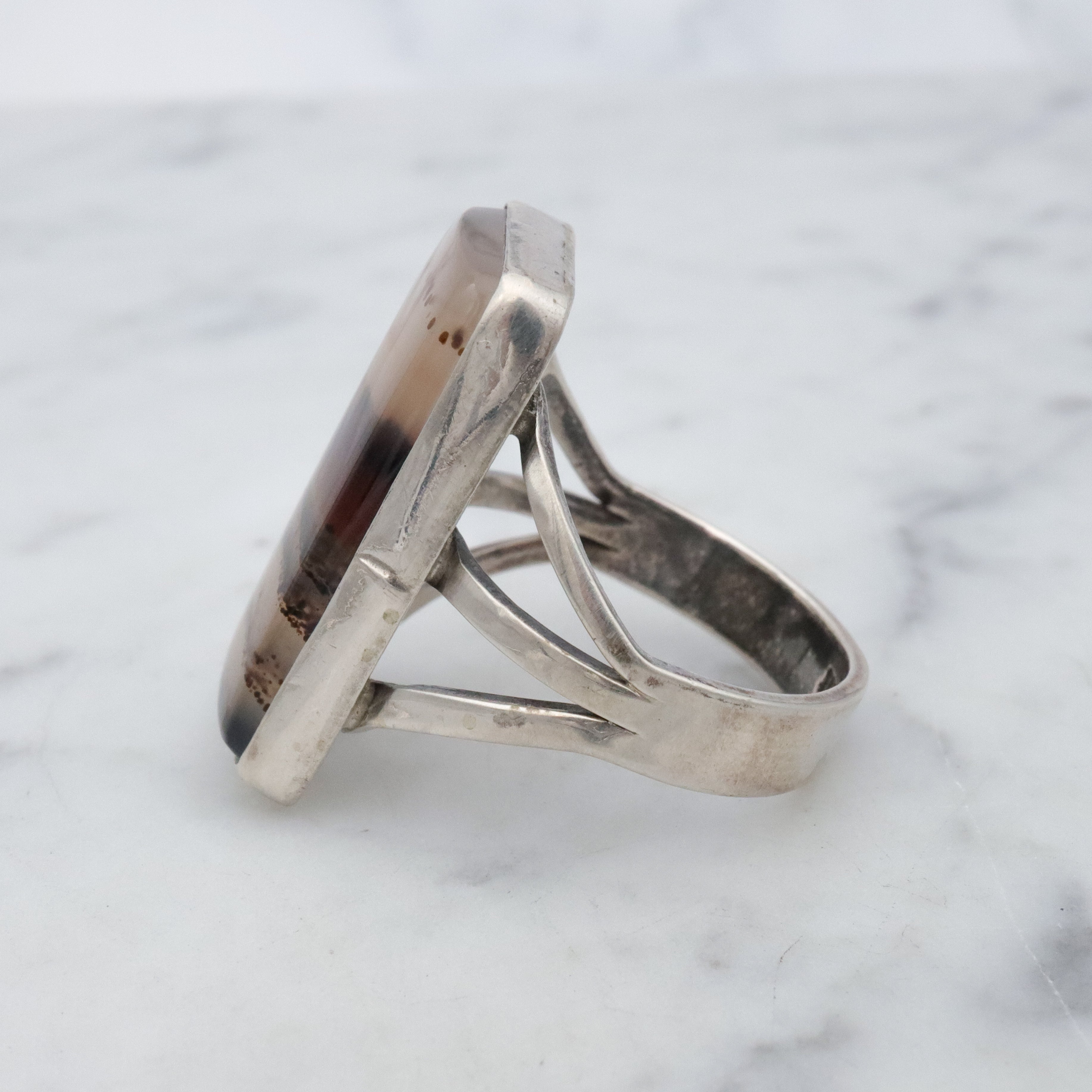 Vintage Navajo banded agate chunky sterling ring, size 11