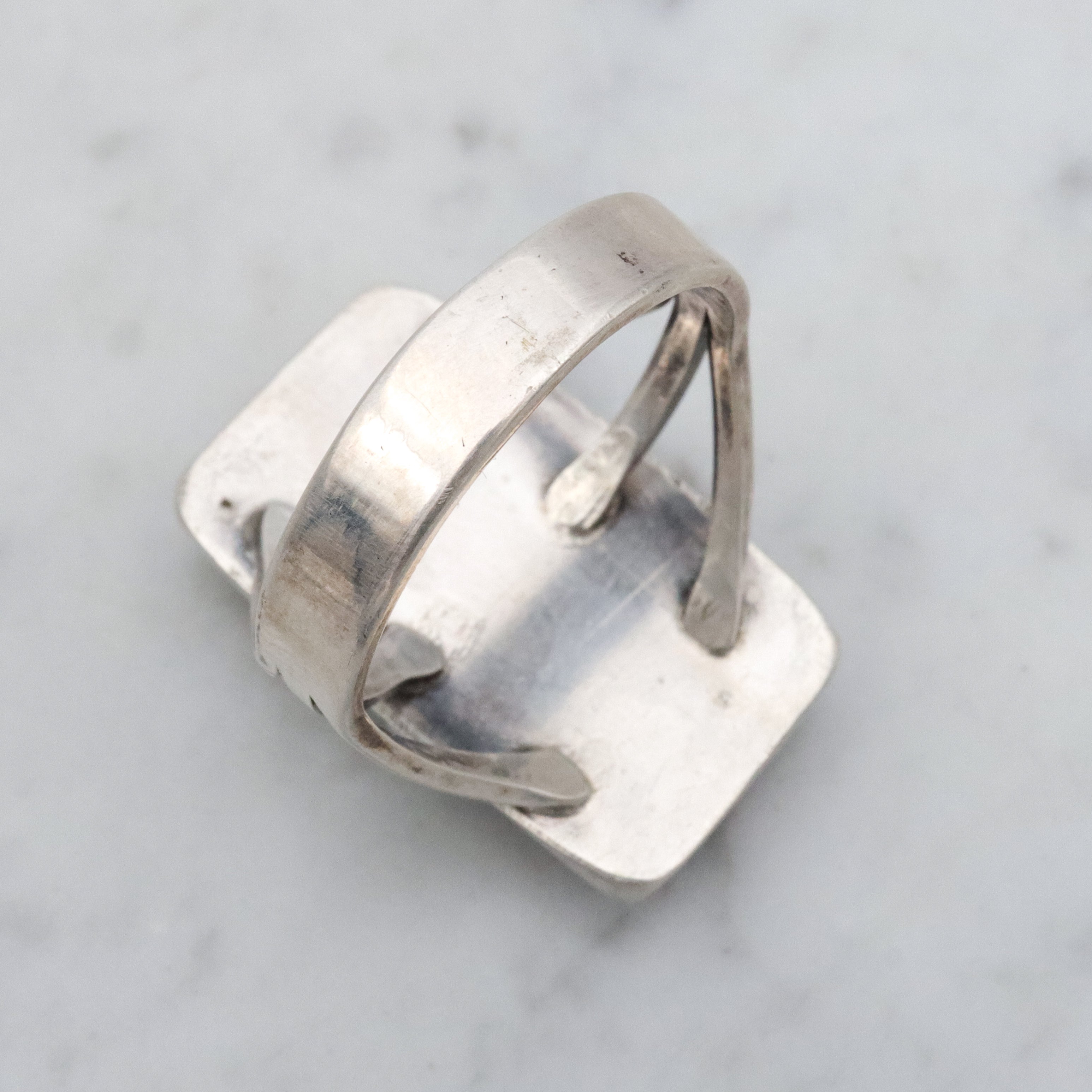 Vintage Navajo banded agate chunky sterling ring, size 11