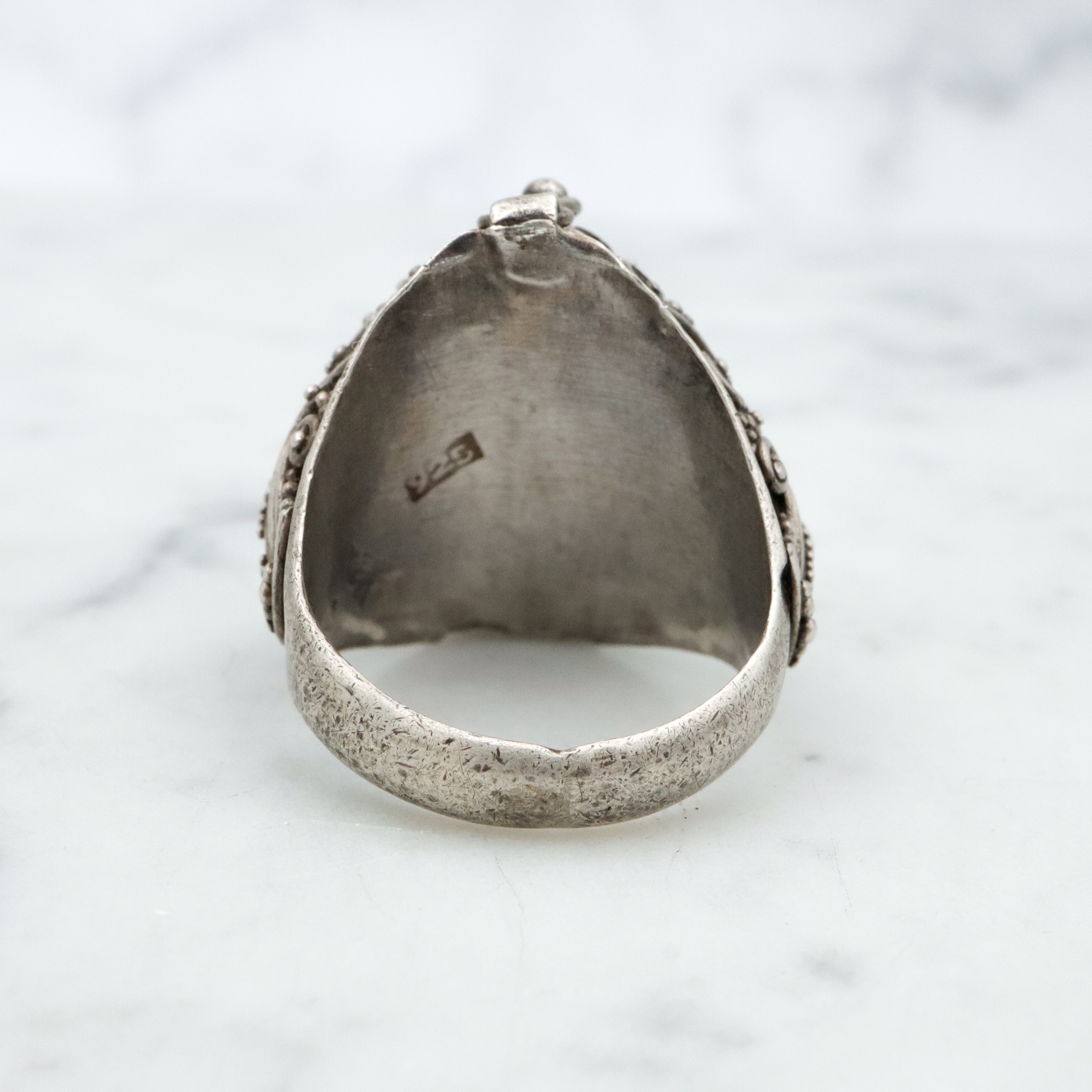 Retro vintage sterling filigree stone inlay heart poison ring, size 7.5