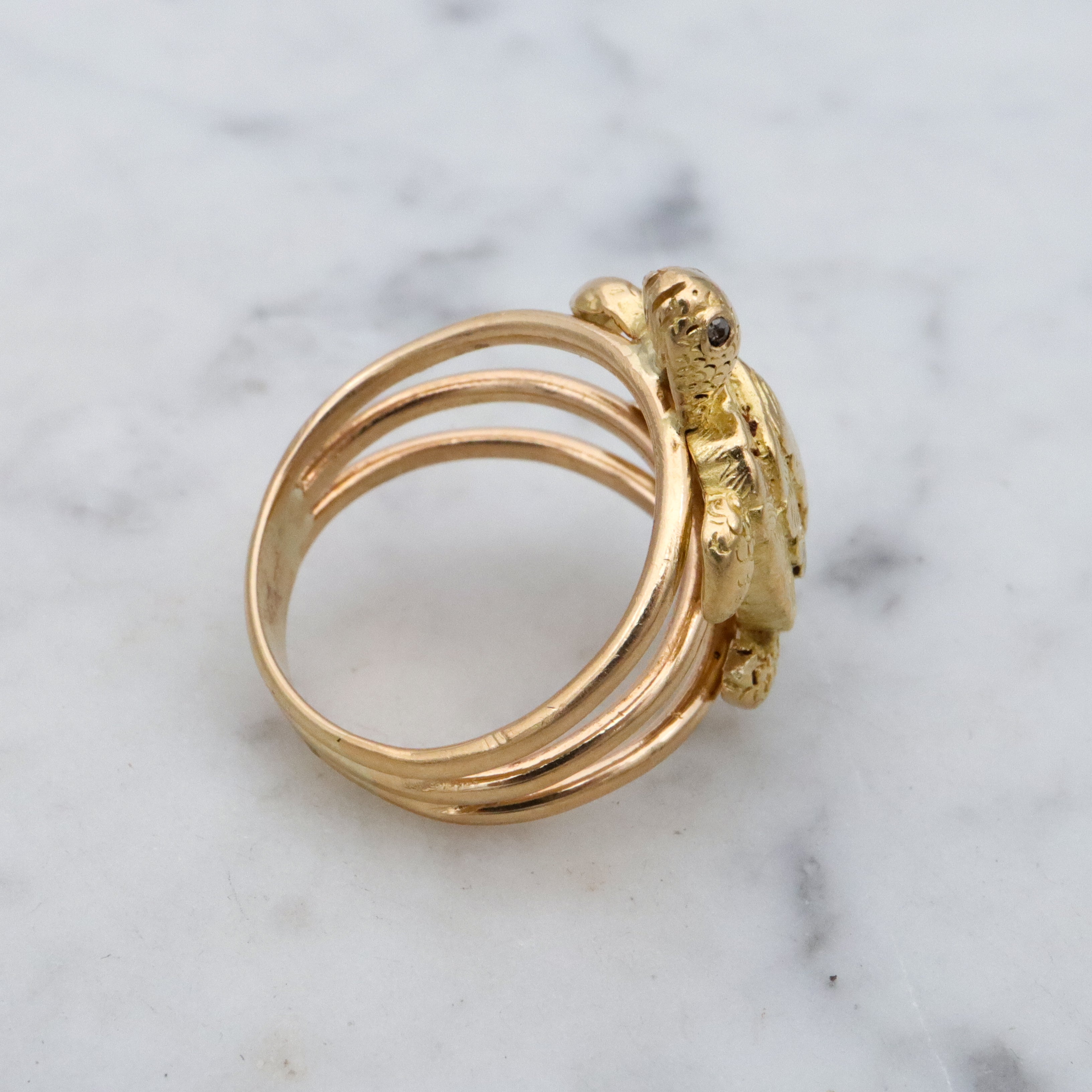Vintage 18k gold & diamond figural sea turtle ring, size 6