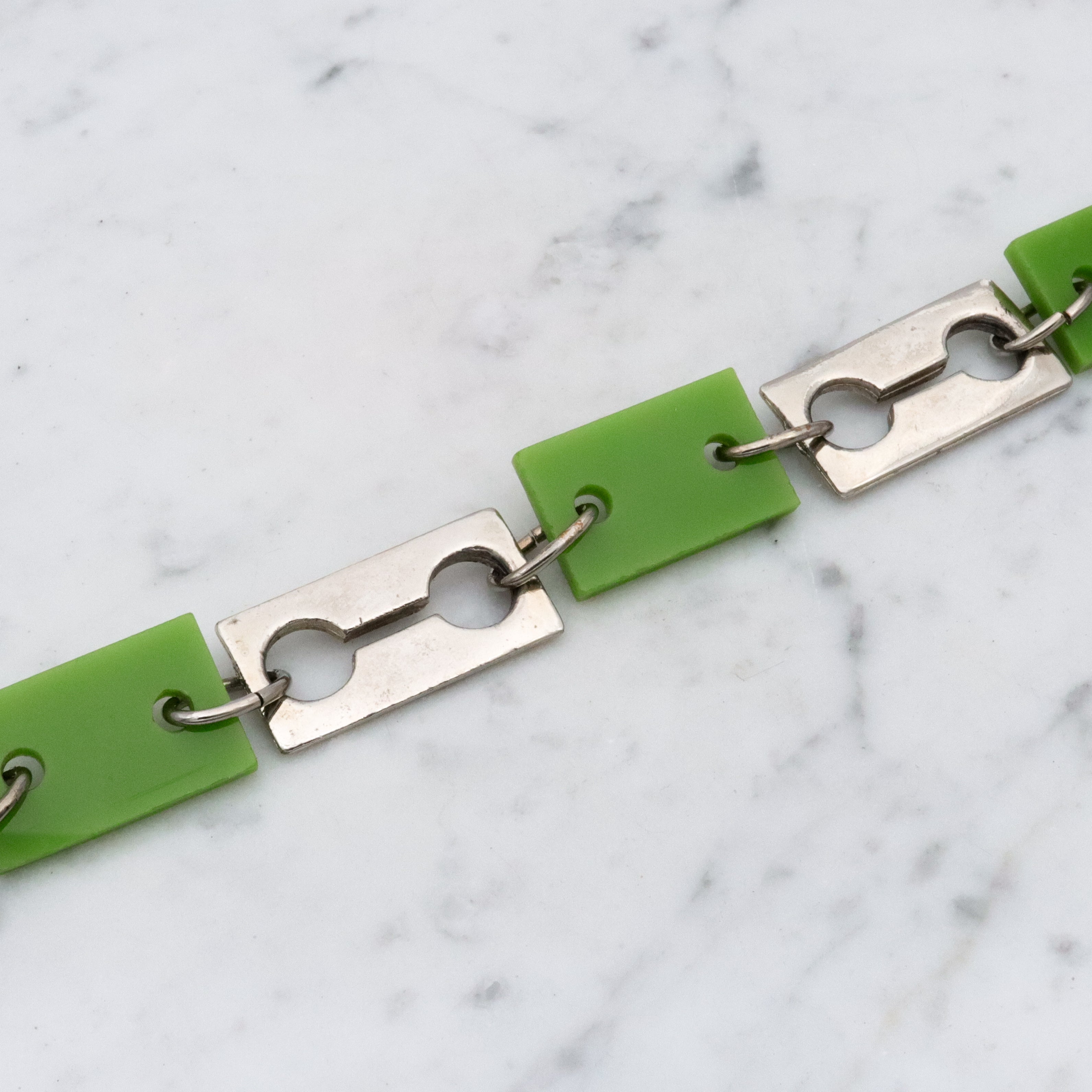 Mid Century Celebrity N.Y. lime green & silver tone razor blade style link bracelet