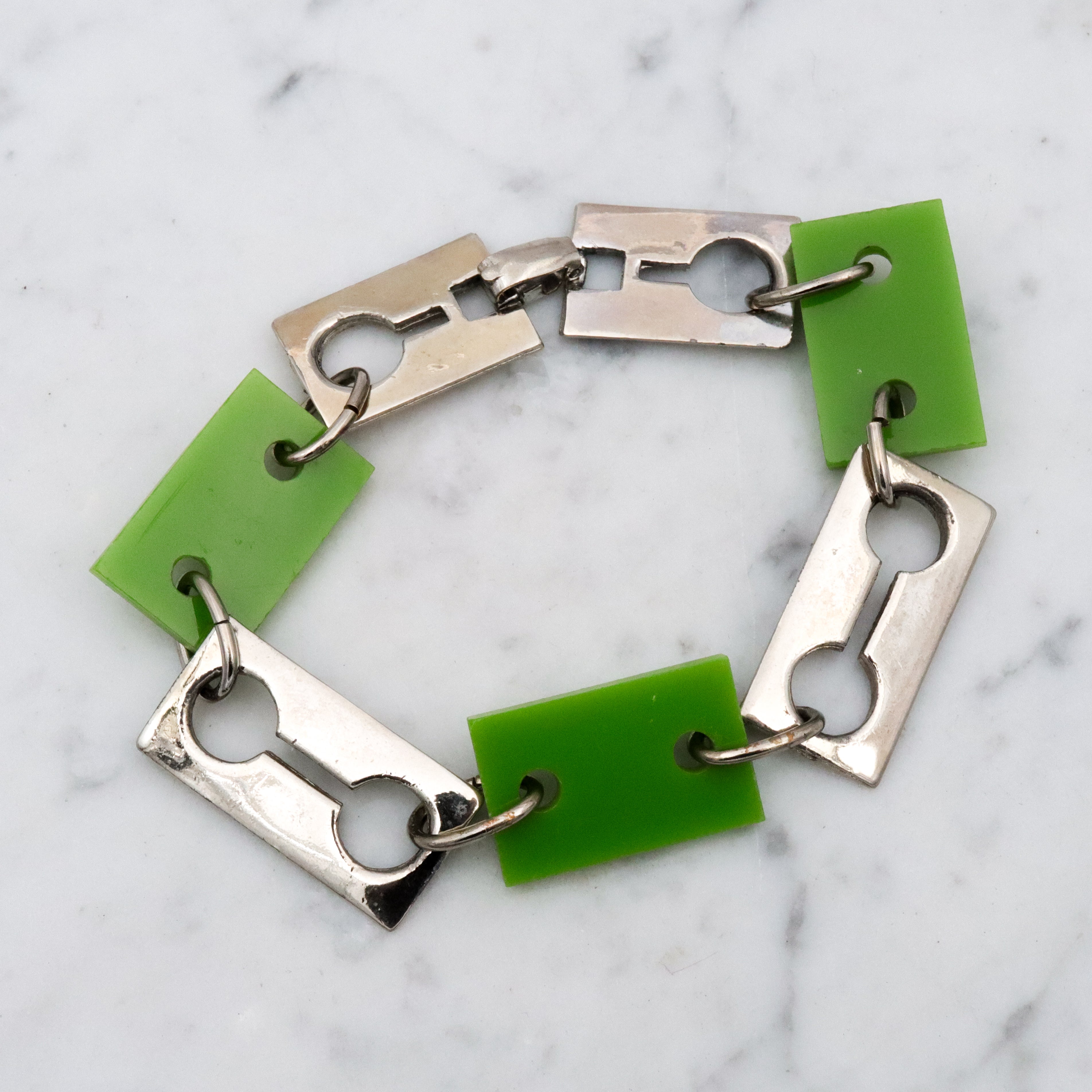 Mid Century Celebrity N.Y. lime green & silver tone razor blade style link bracelet