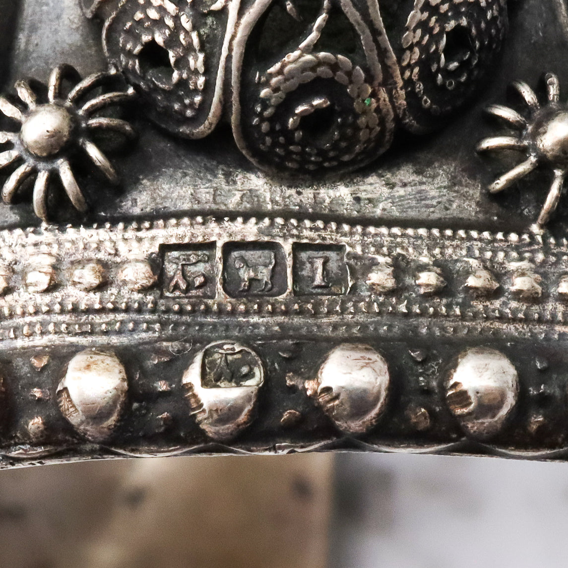 Antique Egyptian silver chunky tribal silver bangle with lapis art glass and cannetille filigree