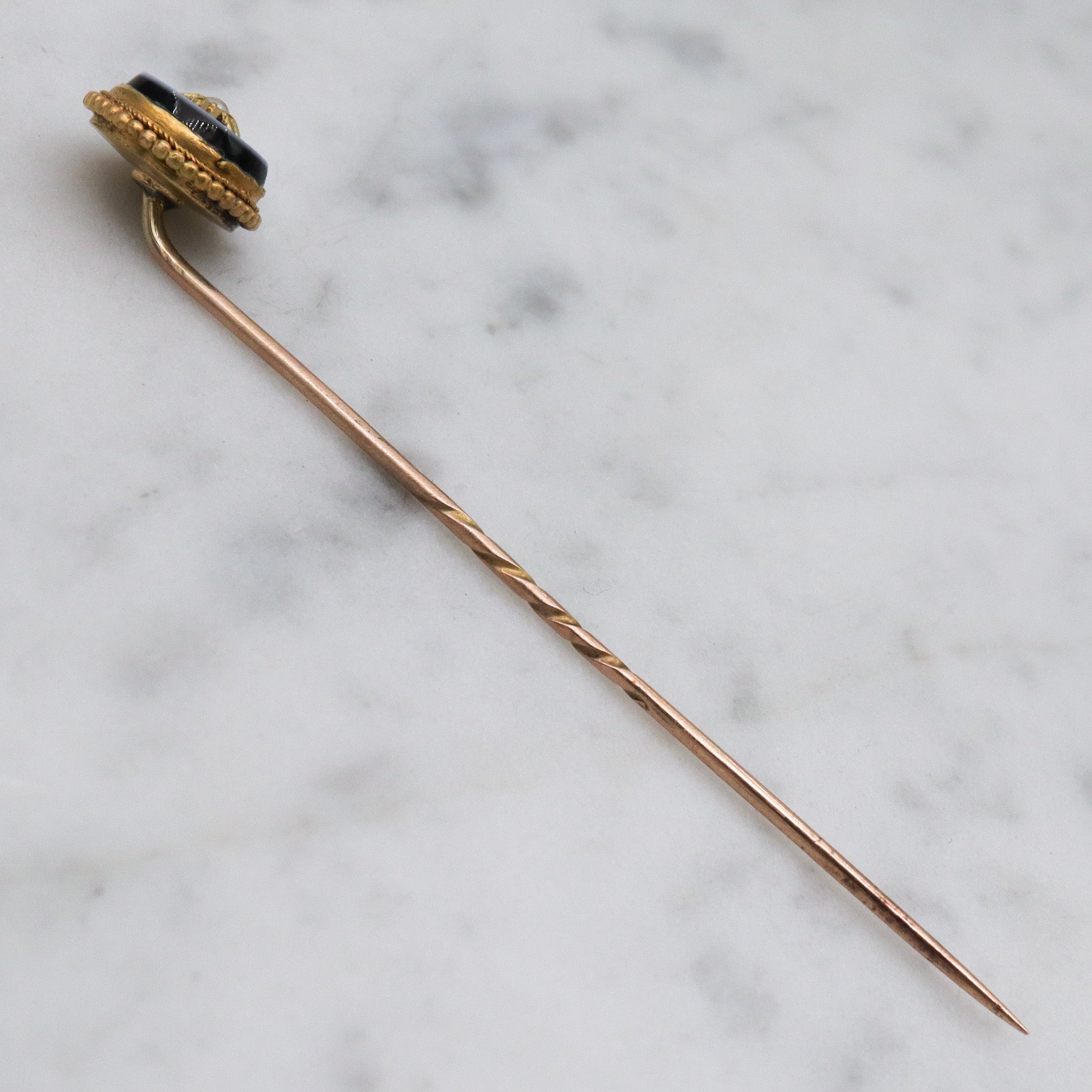 Antique Victorian agate & pearl mourning gilt metal stick pin