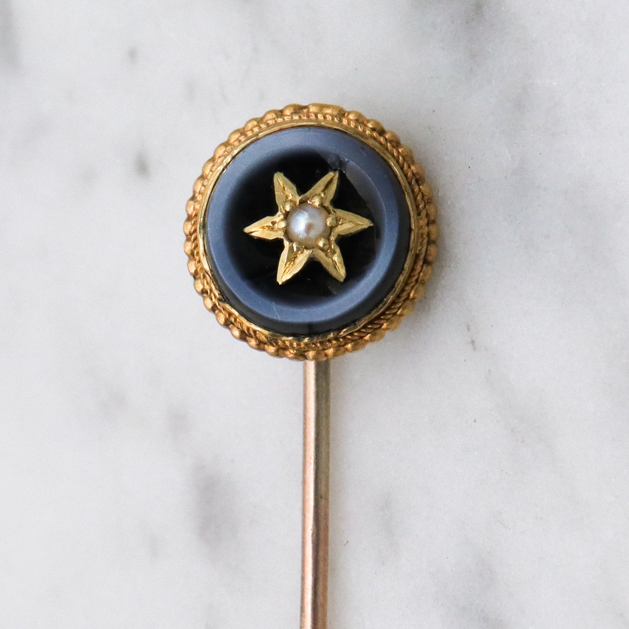 Antique Victorian agate & pearl mourning gilt metal stick pin