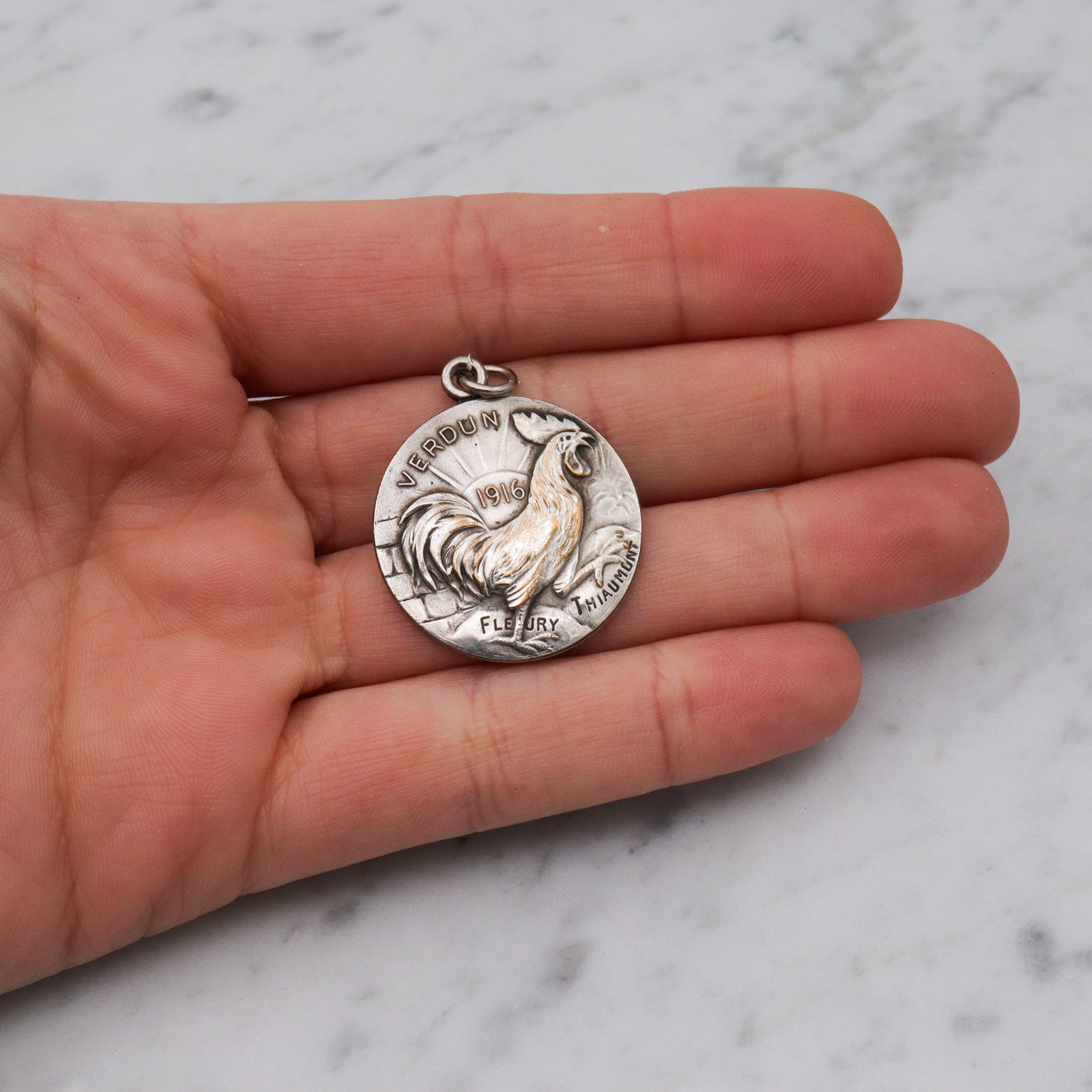 Rare Antique medallion pendant for the Battle of Verdun in 1916