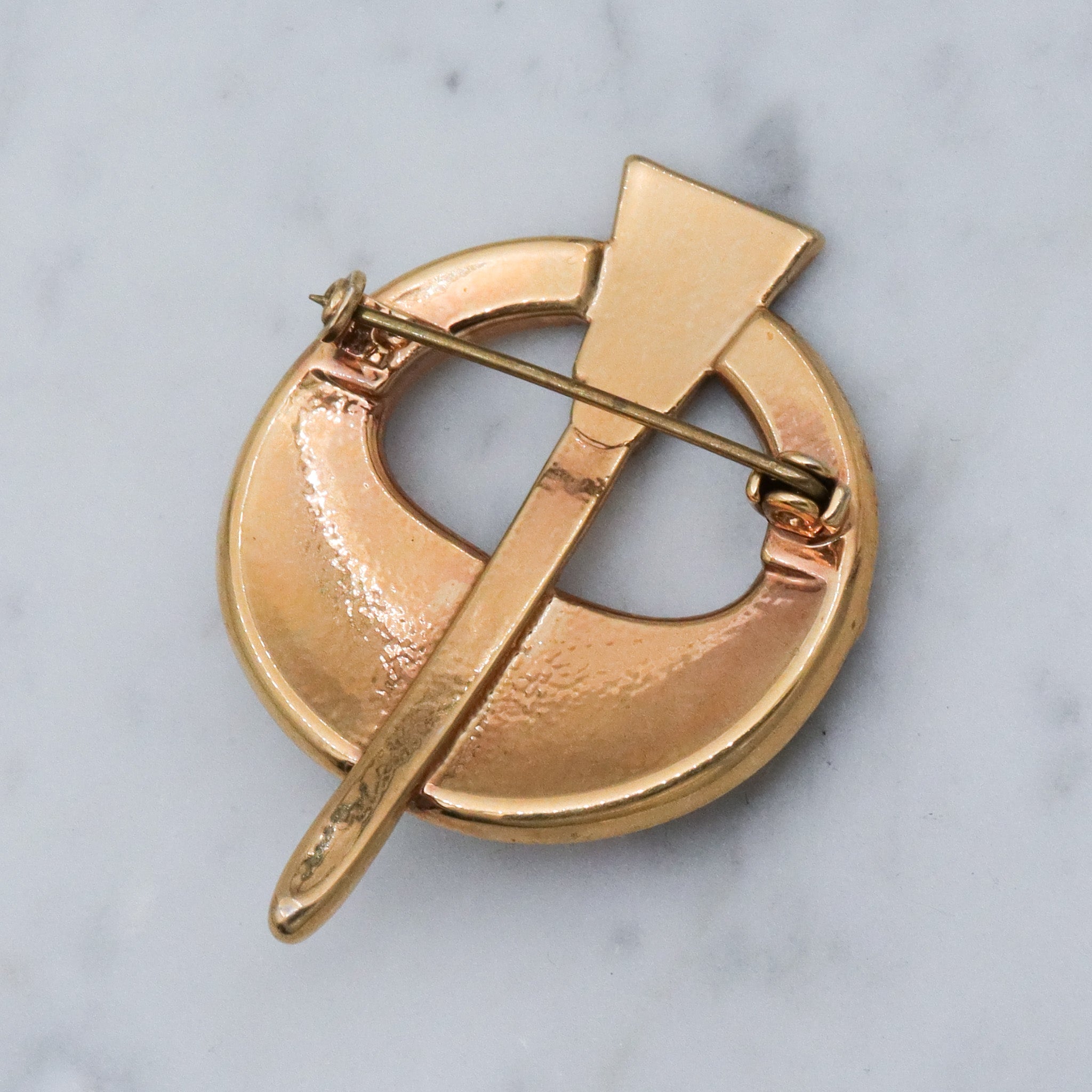 Vintage gold plated Celtic penannular brooch with glass gems