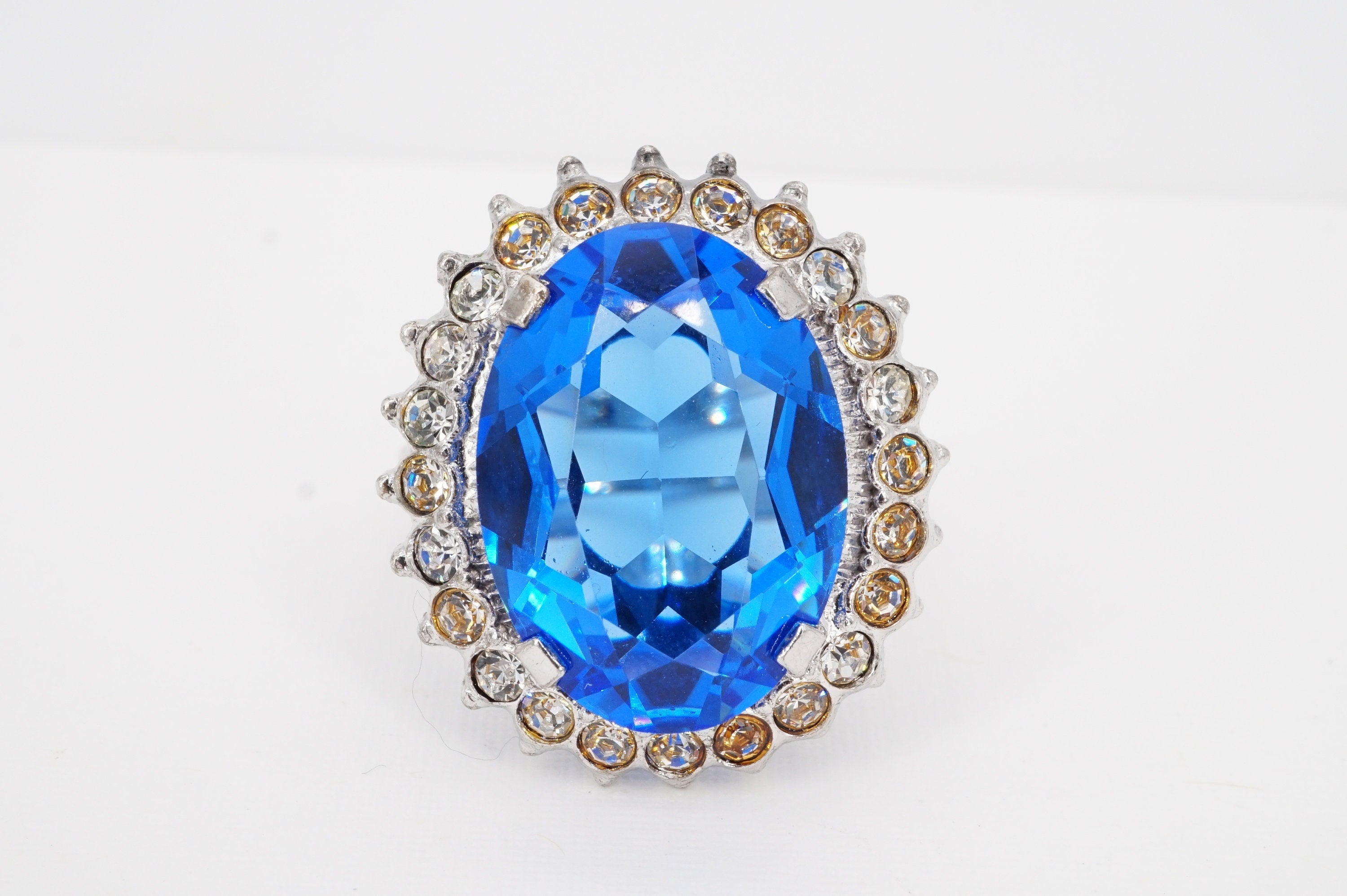 size 8 rhodium plated sterling silver glass cocktail art deco ring