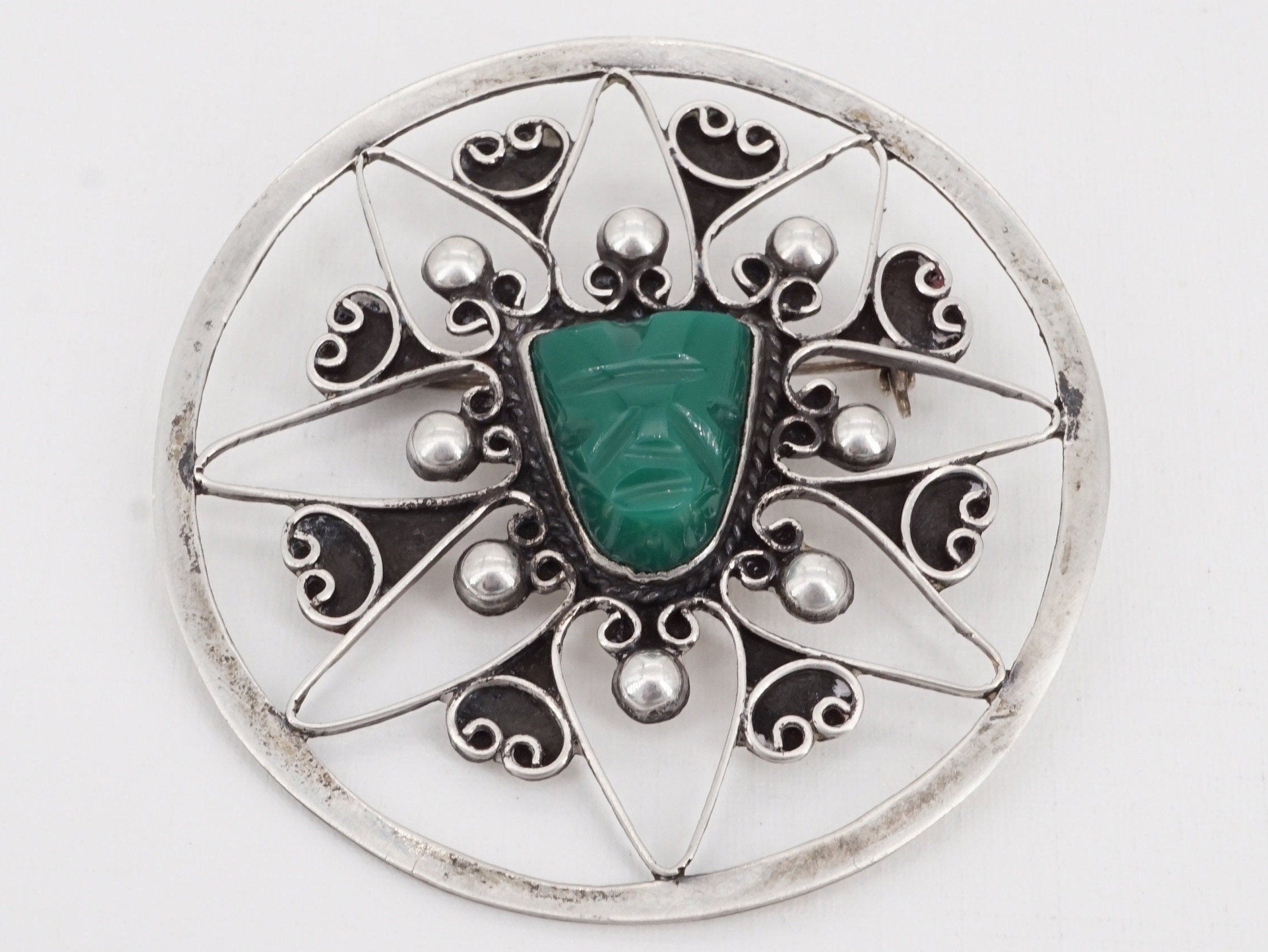 vintage mexican sterling silver green onyx aztec mask medallion brooch