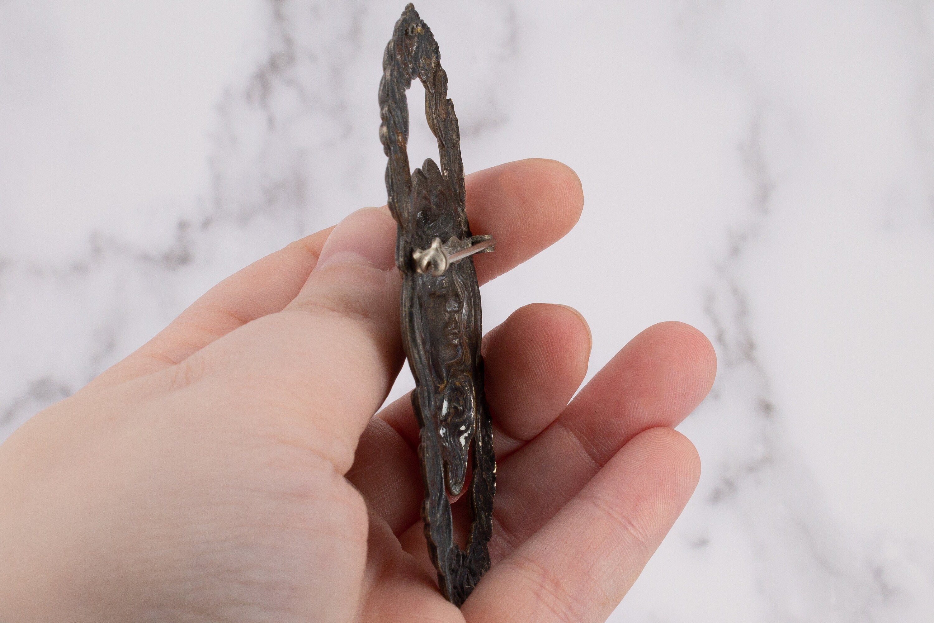 Antique Art Nouveau - Large Brass Silhouette Brooch