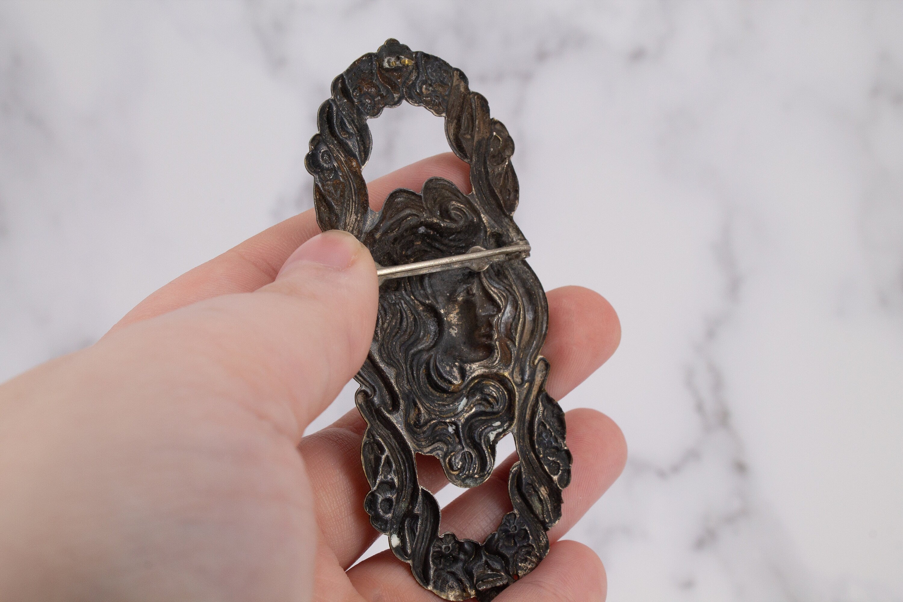 Antique Art Nouveau - Large Brass Silhouette Brooch