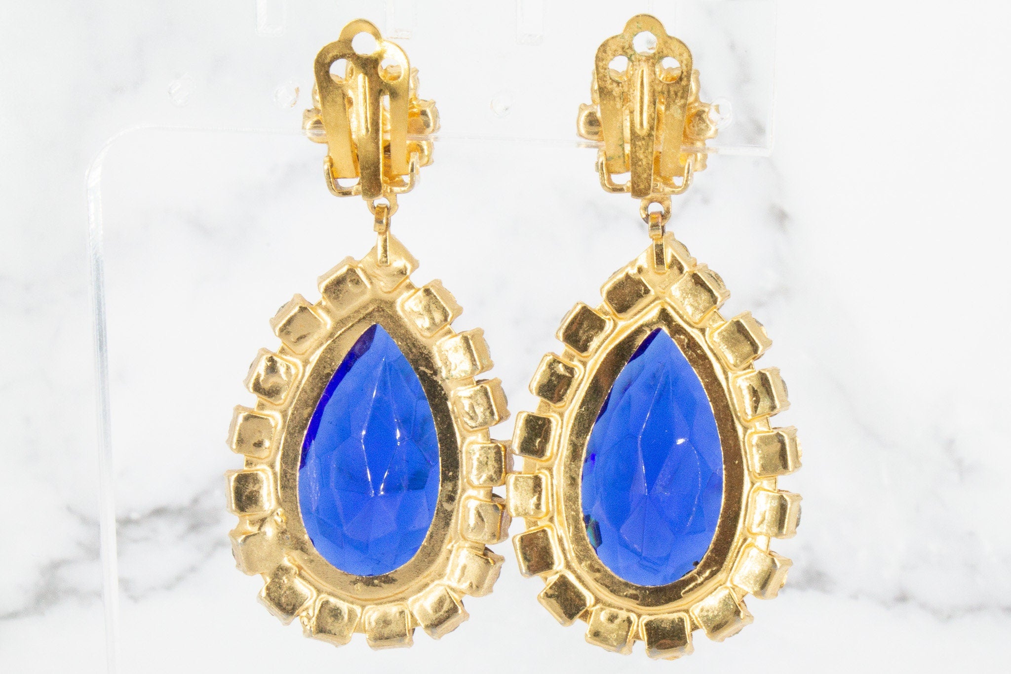 Vintage Massive Gold-tone Sapphire Crystal Drop Clip On Earrings