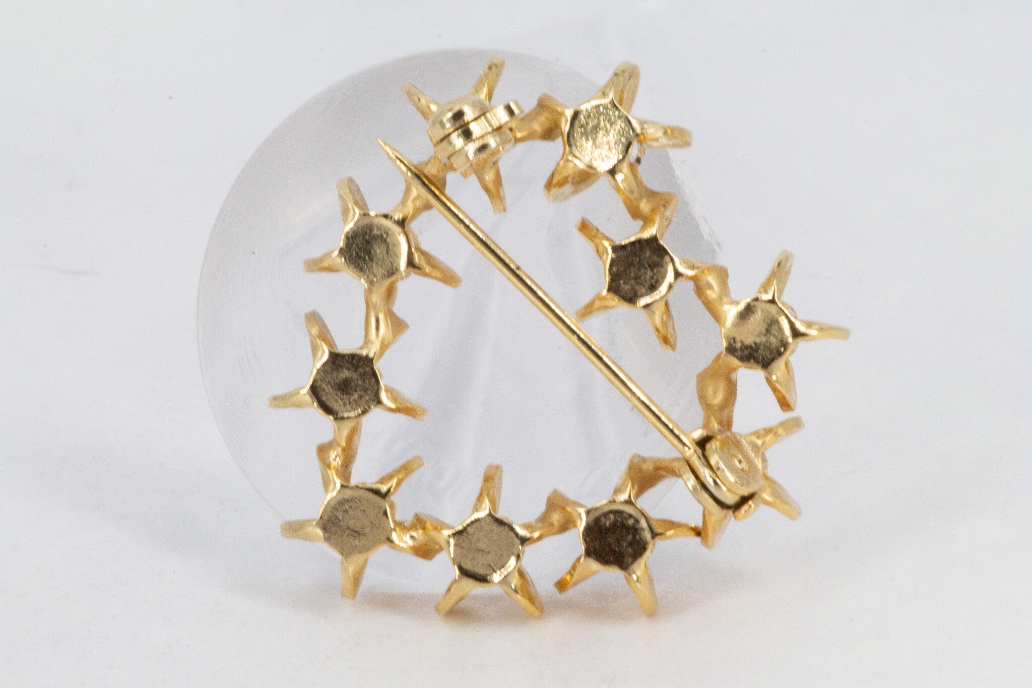 Vintage Gold Plated Star Set Rhinestone Brooch