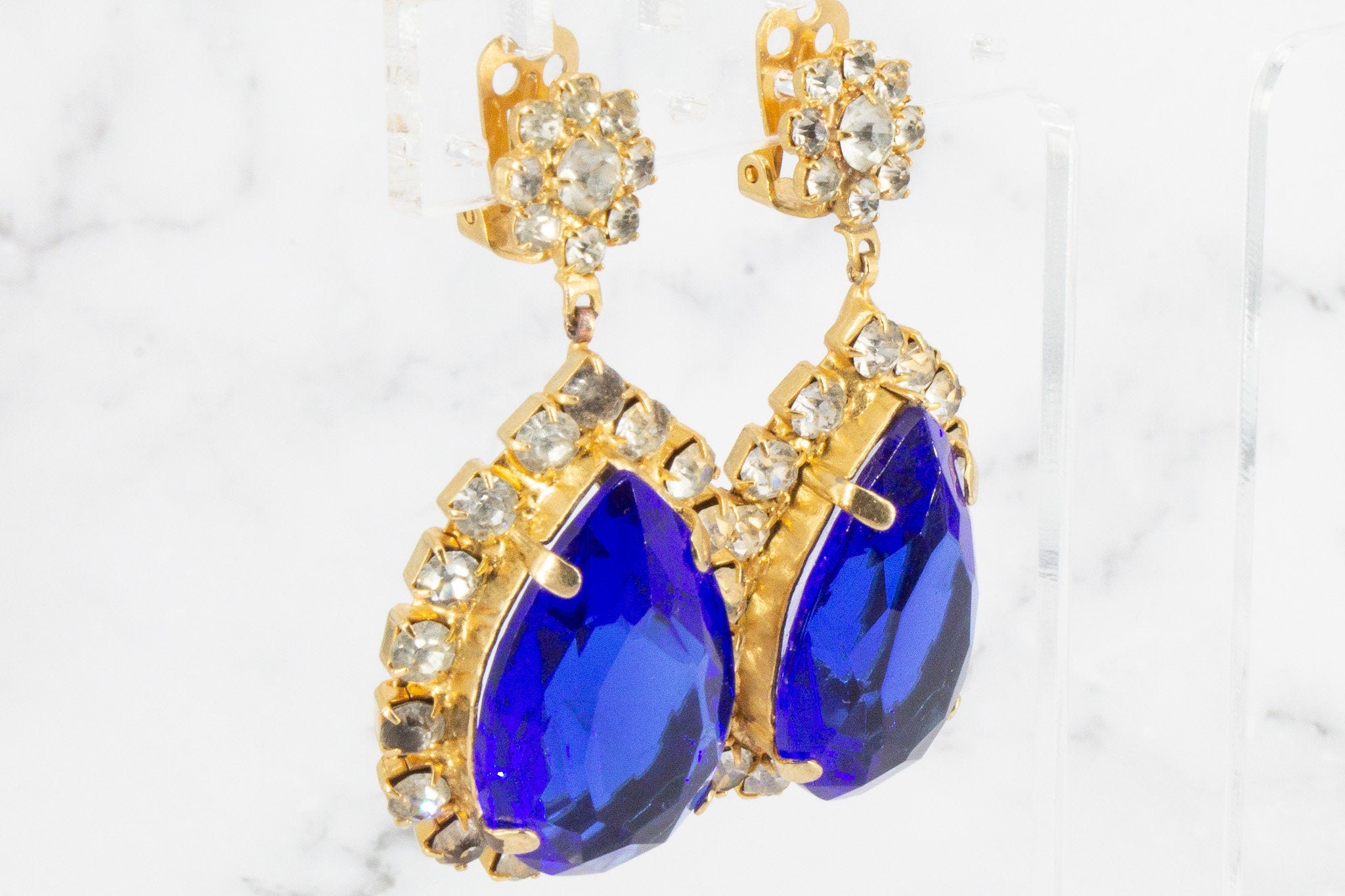 Vintage Massive Gold-tone Sapphire Crystal Drop Clip On Earrings