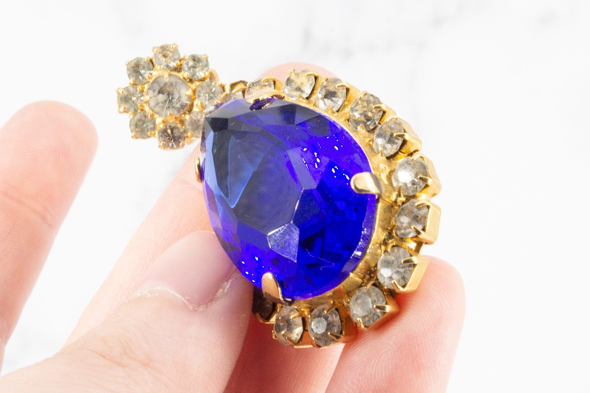 Vintage Massive Gold-tone Sapphire Crystal Drop Clip On Earrings