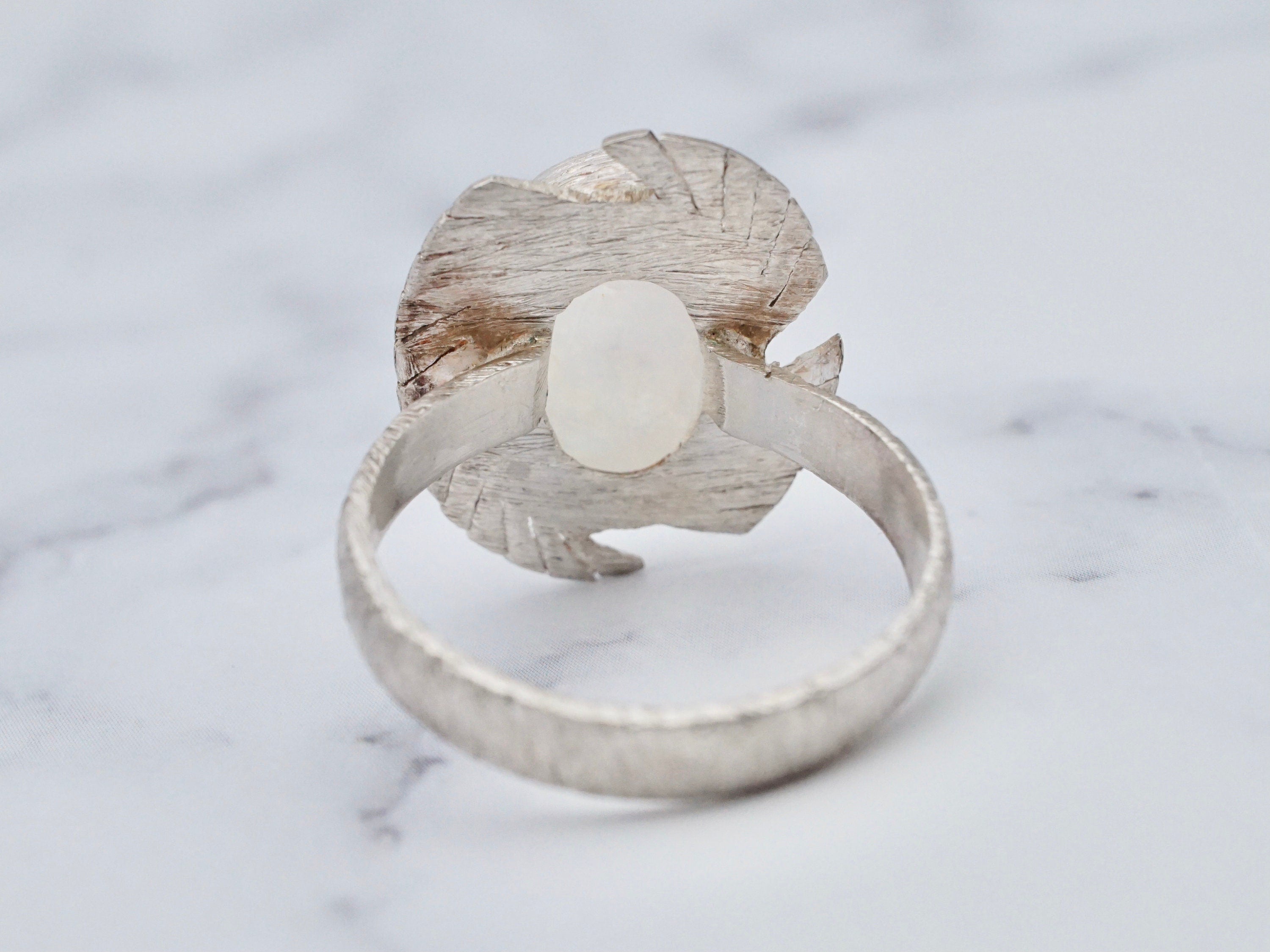 Vintage sterling rainbow moonstone textured statement ring, size 8