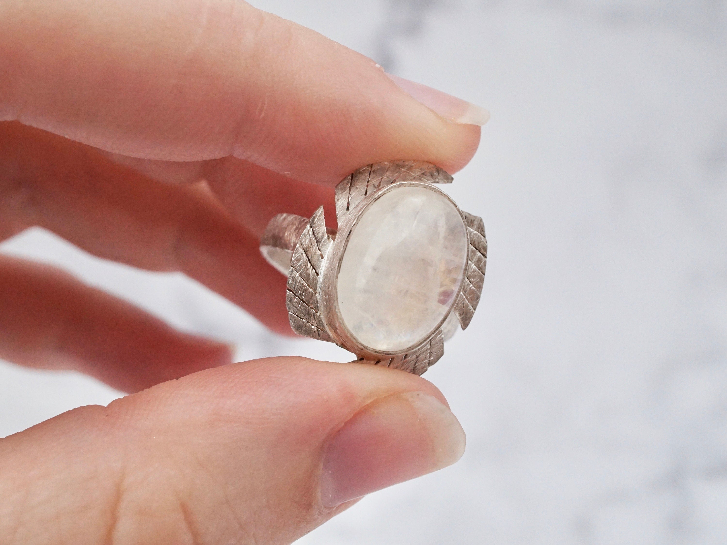 Vintage sterling rainbow moonstone textured statement ring, size 8