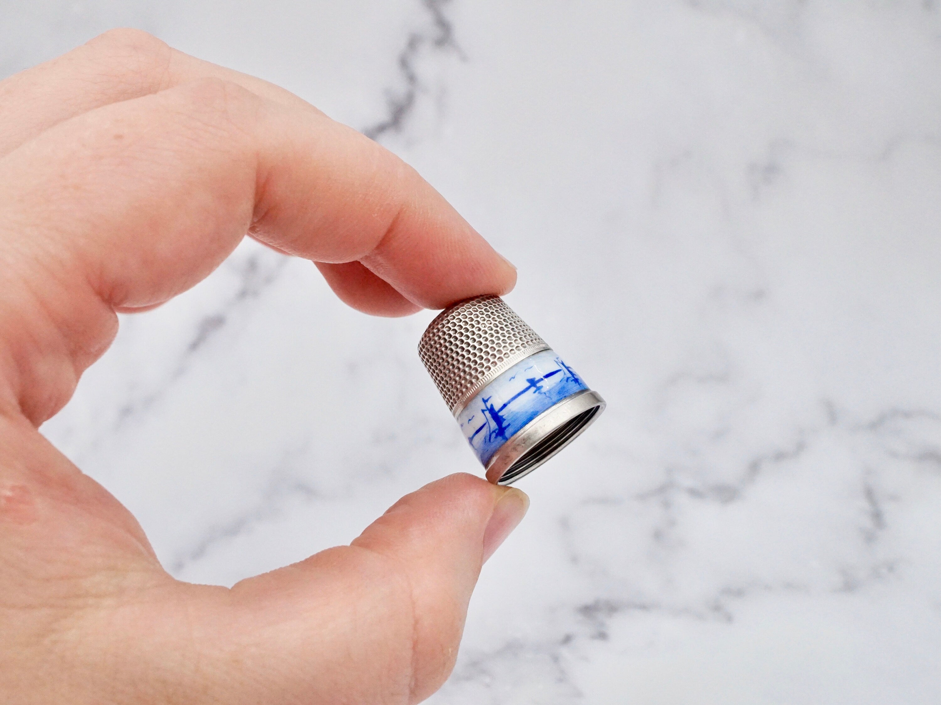 Antique Victorian .935 silver thimble w/ Dutch Delft enamel