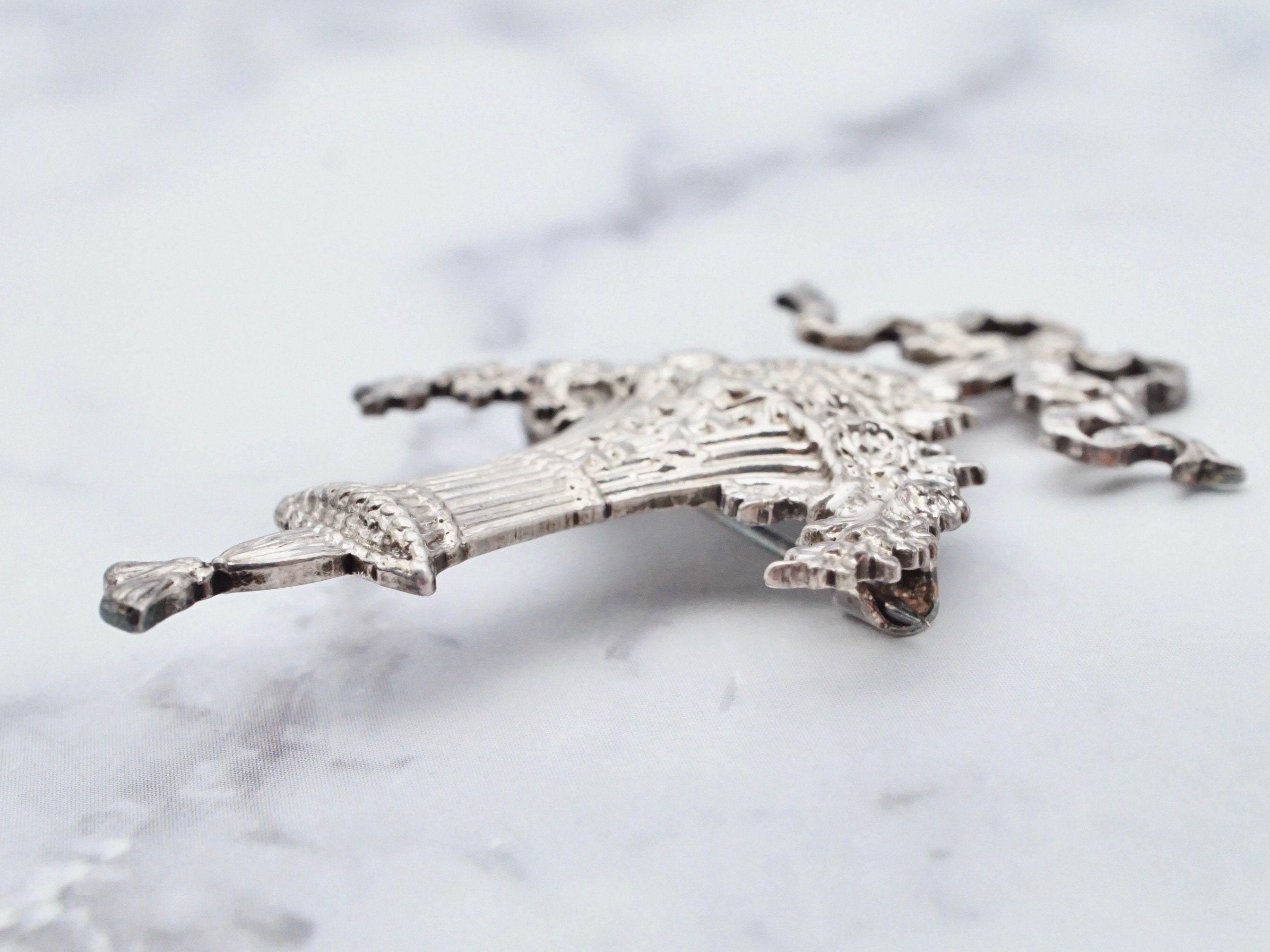 Vintage Victorian sterling brooch