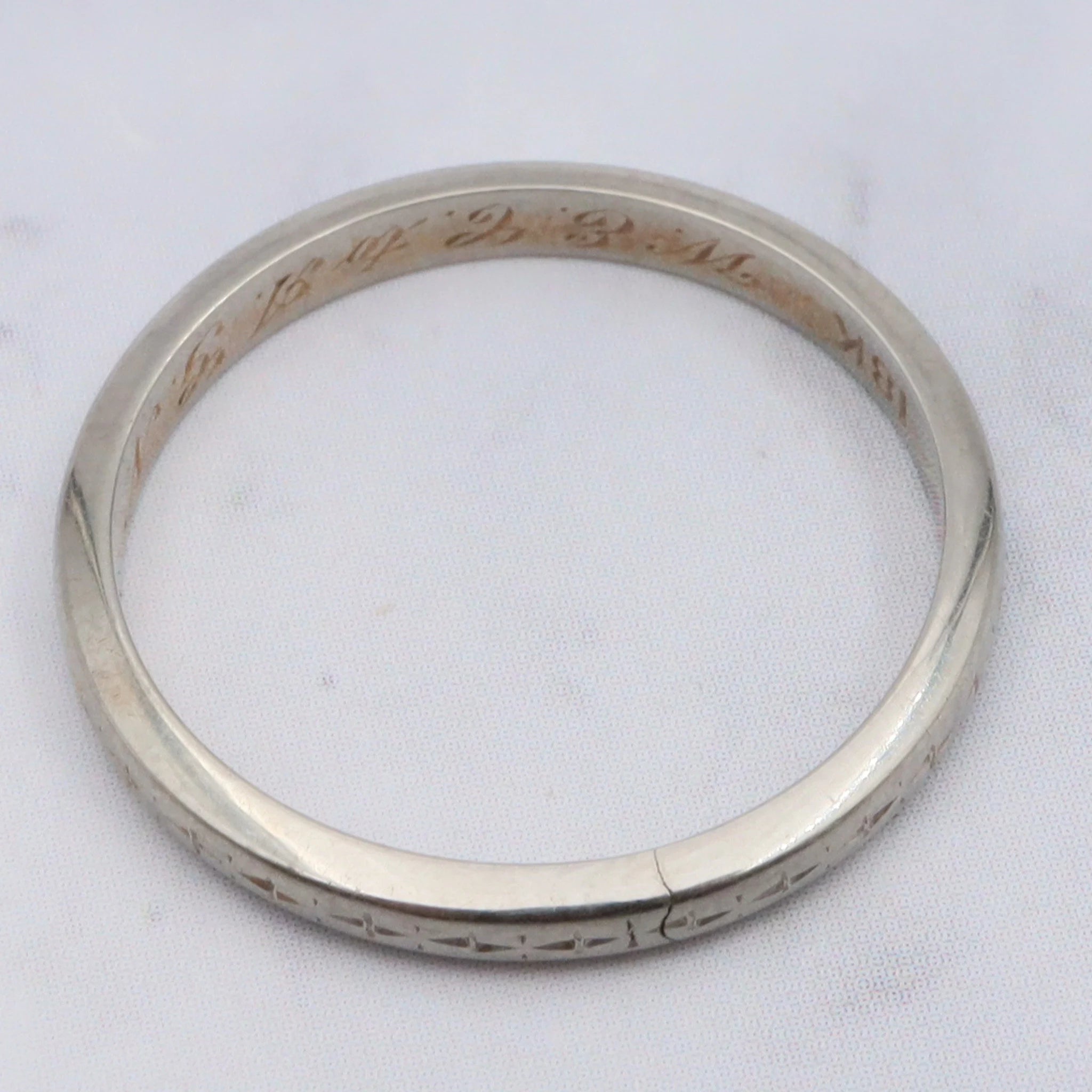 Vintage 1934 18K White Gold Etched Design Band with Initials - Size 5.5