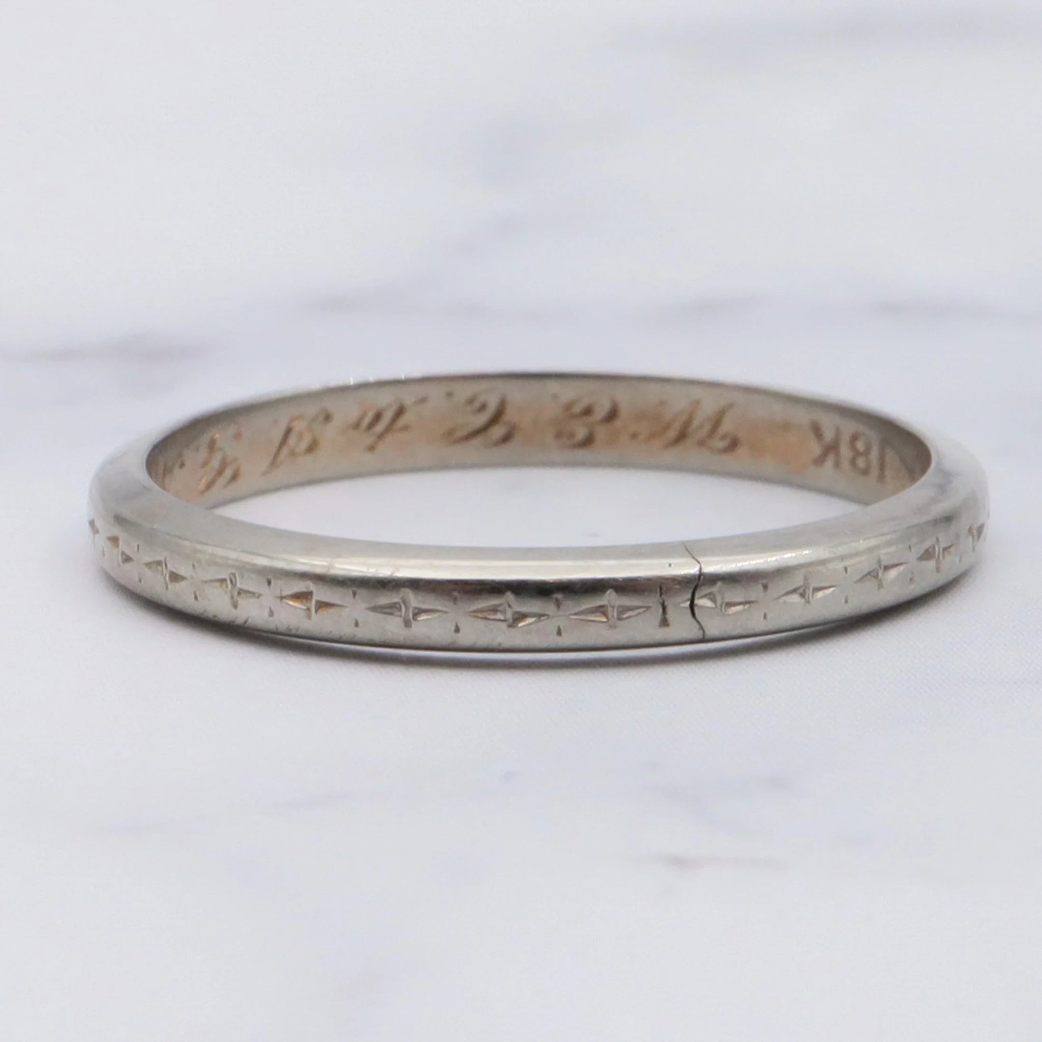 Vintage 1934 18K White Gold Etched Design Band with Initials - Size 5.5