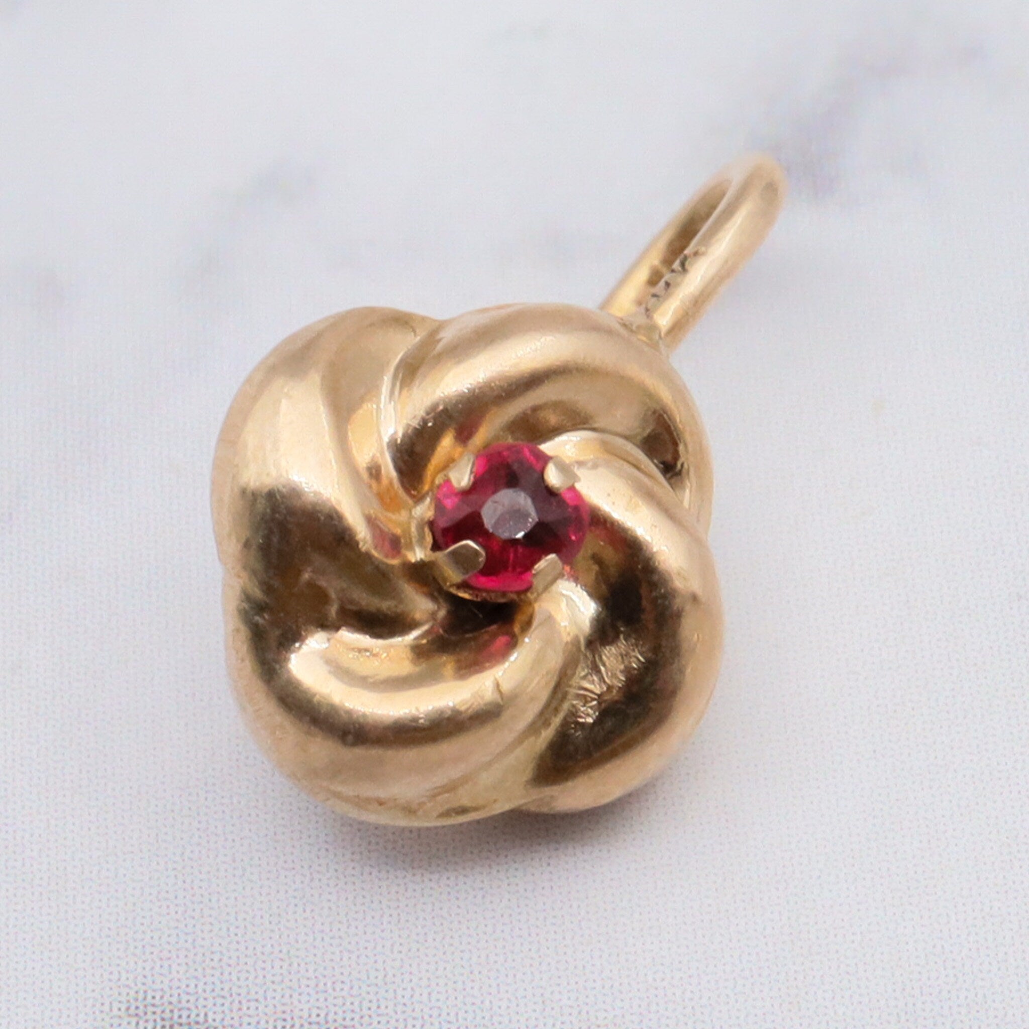 Antique victorian 14K gold & ruby glass pendant