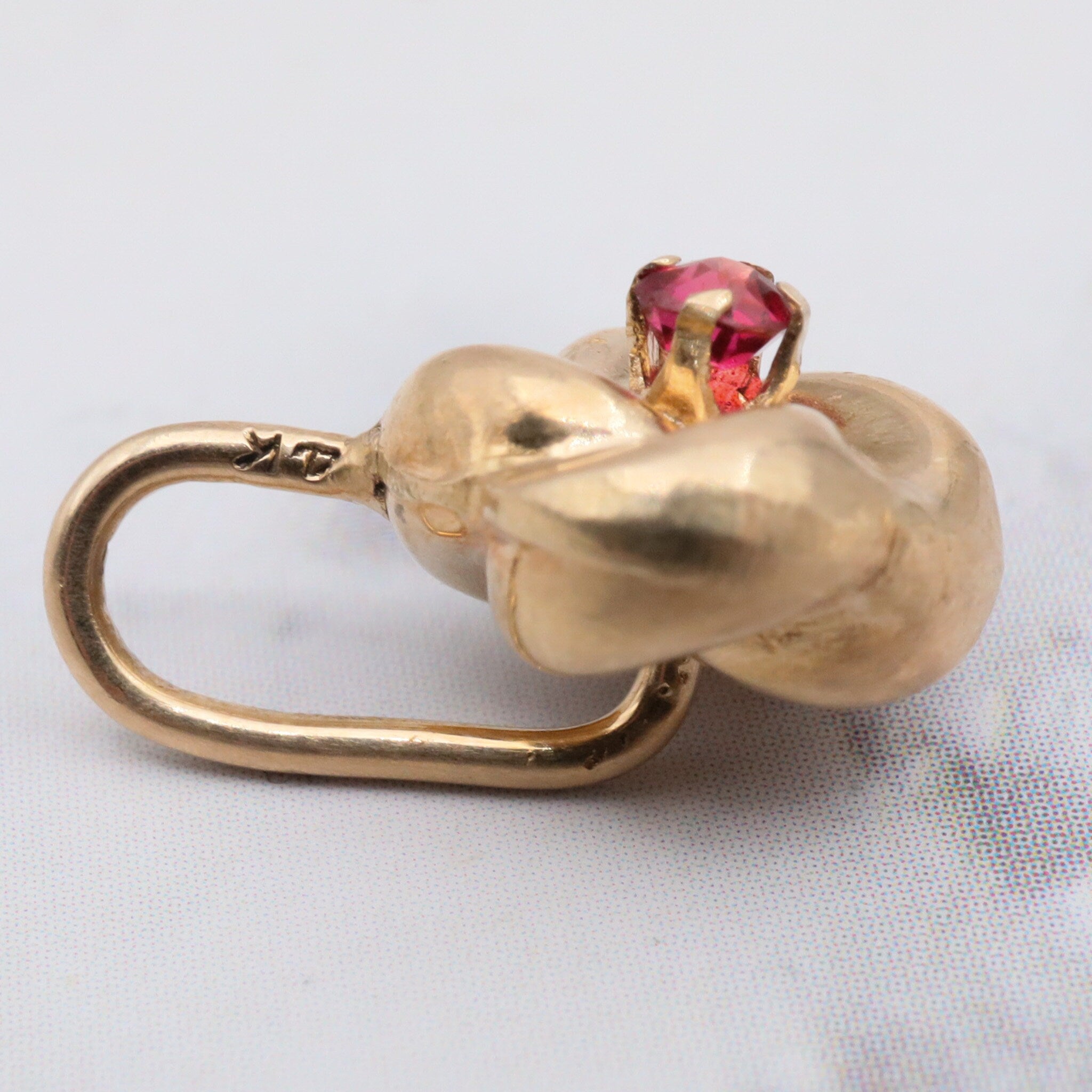 Antique victorian 14K gold & ruby glass pendant