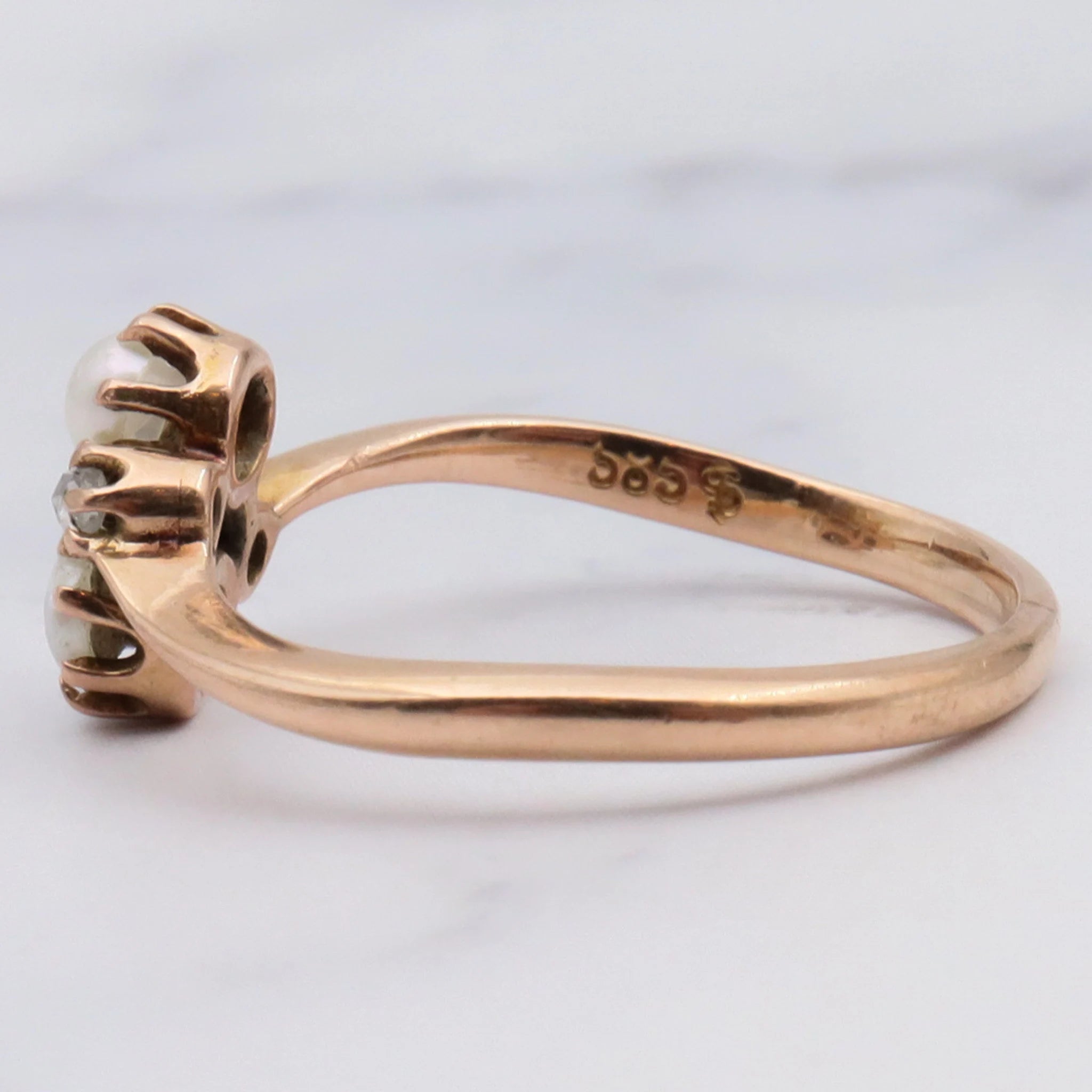 Antique Victorian 14k Gold Pearl & Rose Cut Diamond Ring Size 4.25