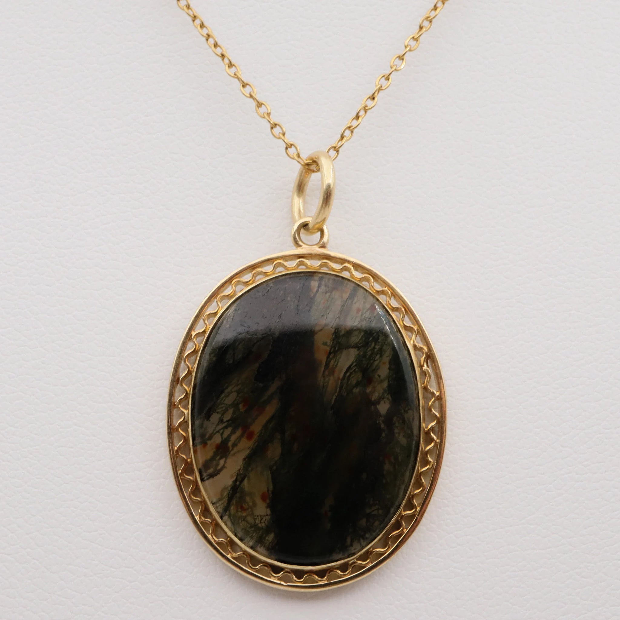 Antique 15k gold moss agate pendant