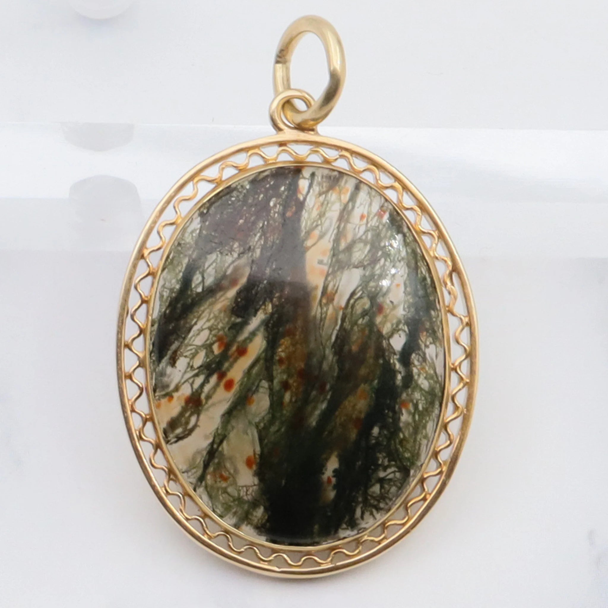 Antique 15k gold moss agate pendant